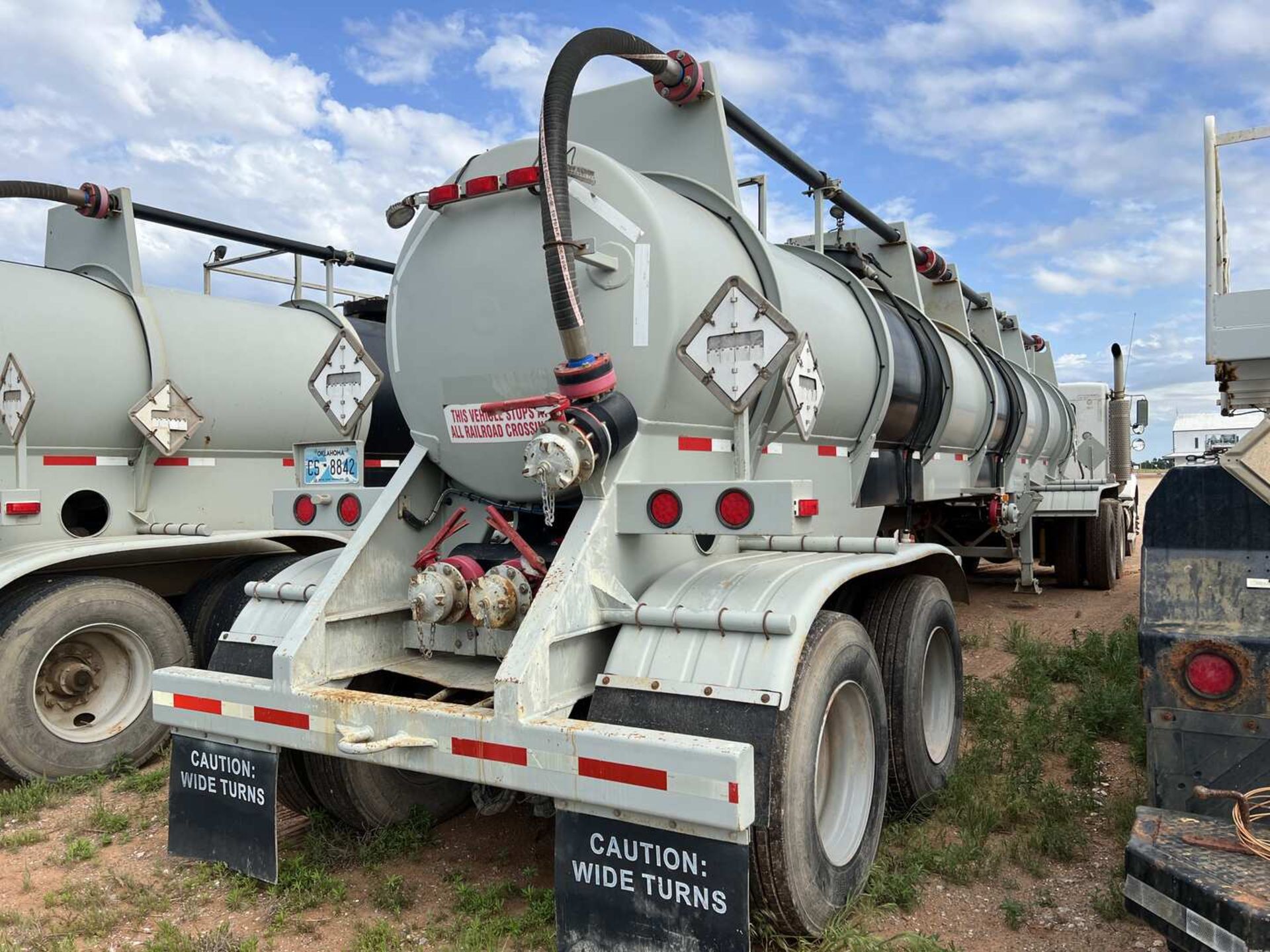 2012 WORLEY WELDING WORKS T/A ACID TRANSPORT TRAILER - Image 3 of 17