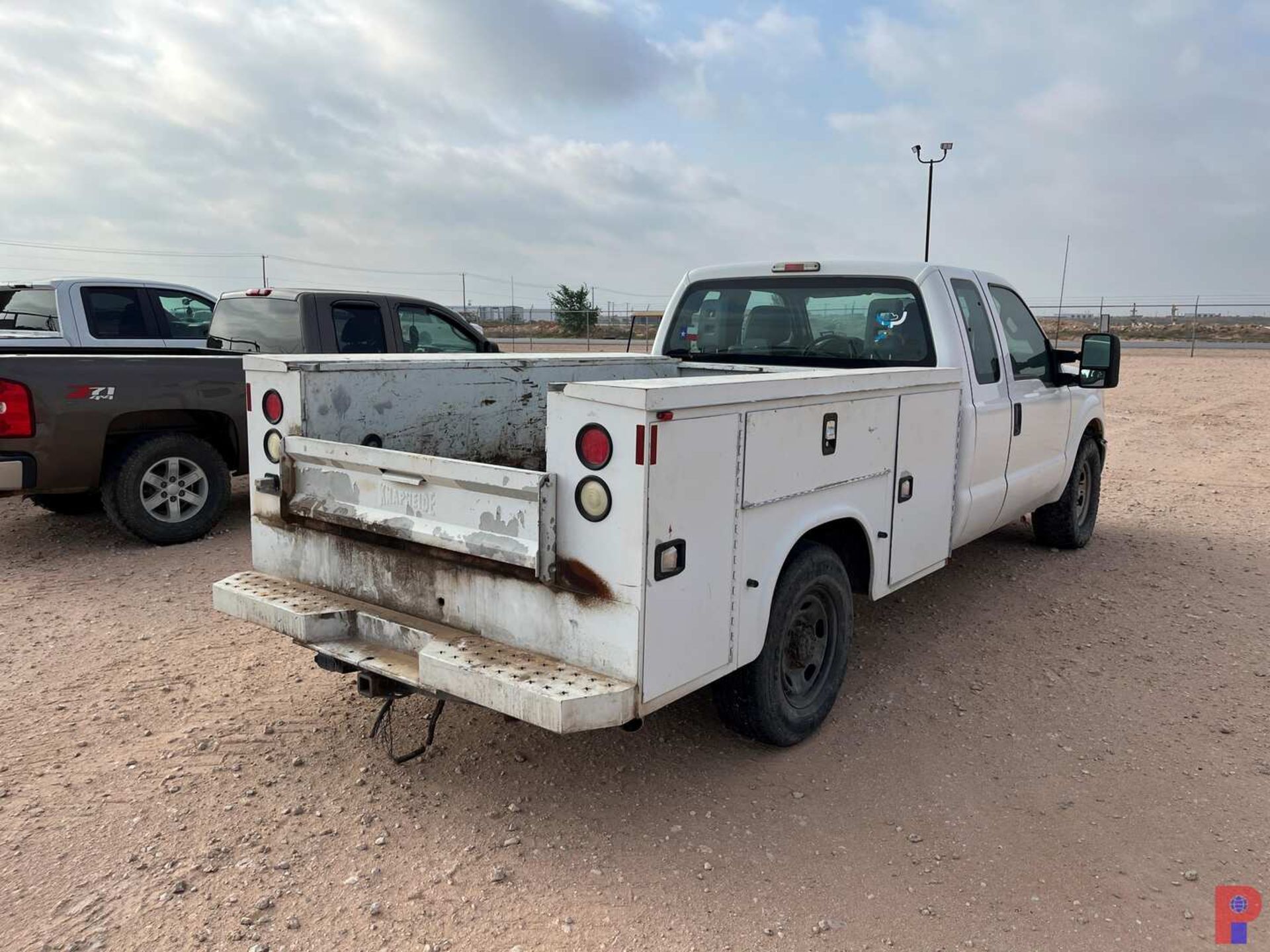 2015 FORD F-250 EXTENDED CAB MECHANIC’S TRUCK - Image 3 of 6