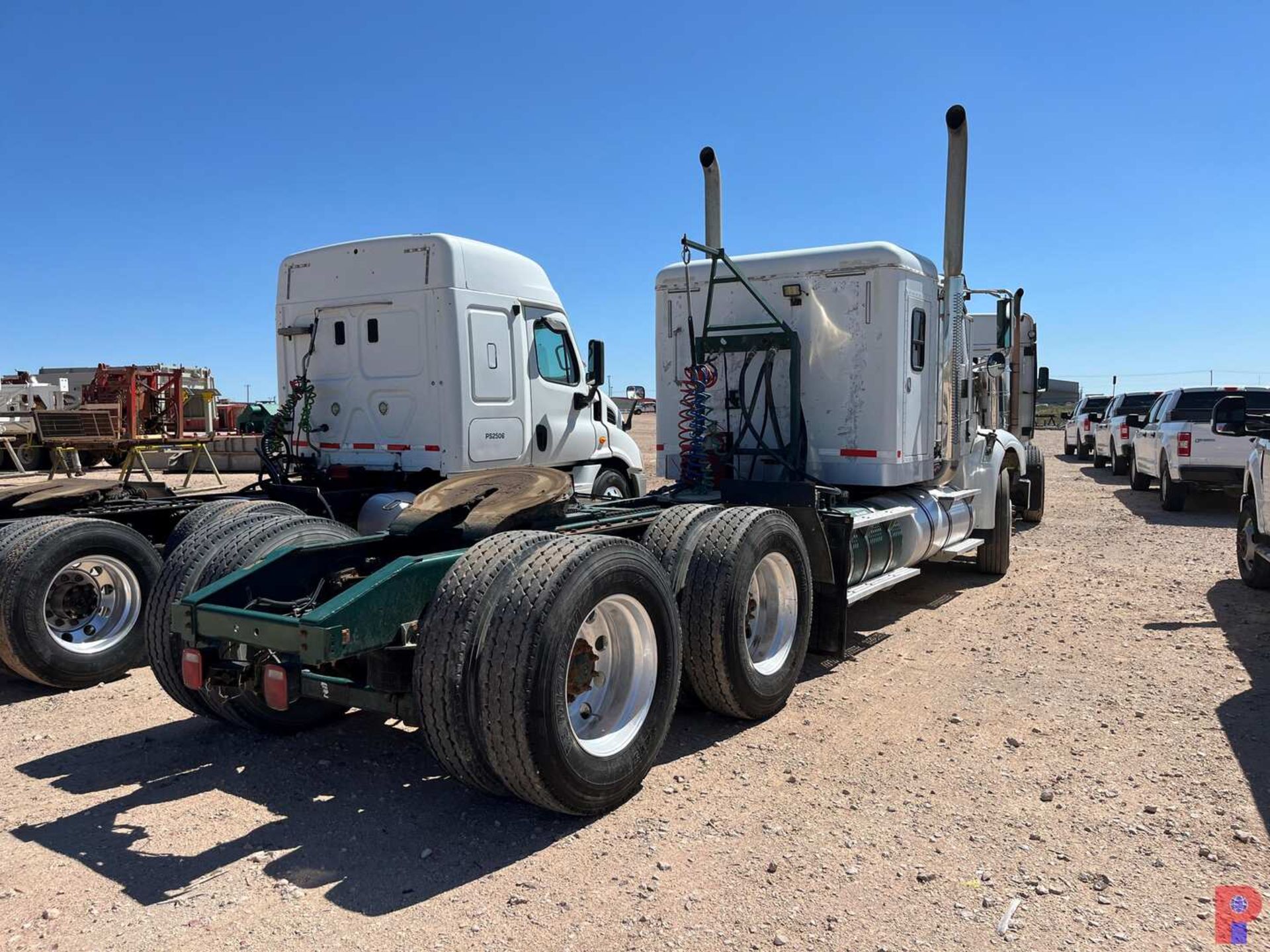 2011 INTERNATIONAL PAYSTAR T/A SLEEPER HAUL TRUCK - Image 3 of 8