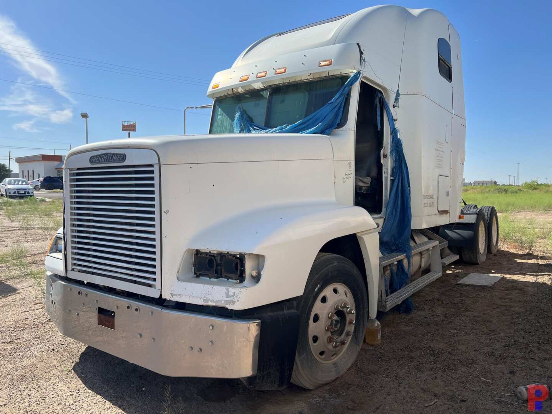 2000 FREIGHTLINER FLD120