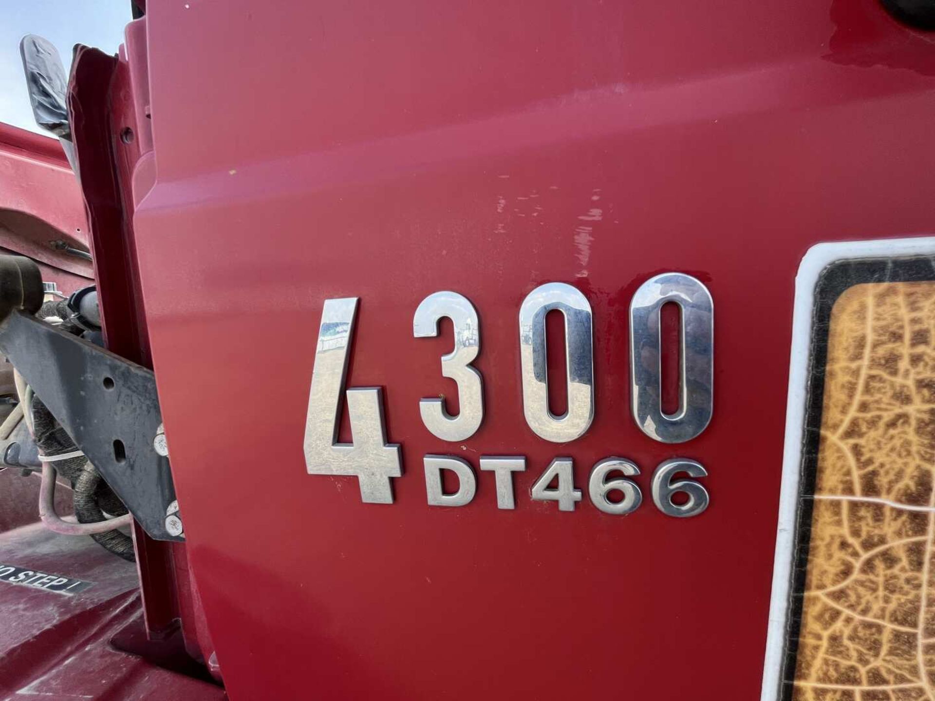 2006 INTERNATIONAL 4300 SBA S/A FLATBED TRUCK - Image 31 of 36