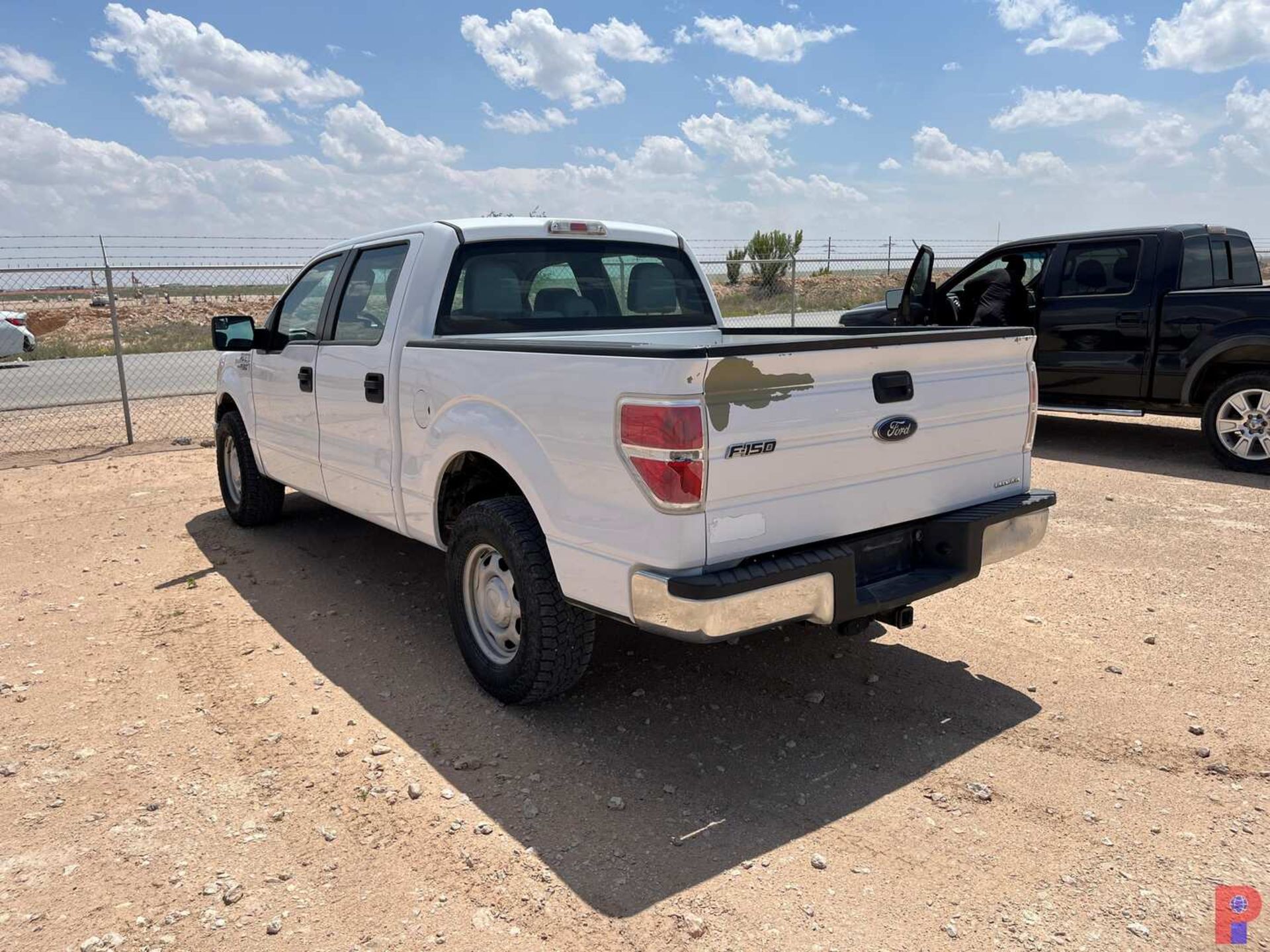 2014 FORD F-150 CREW CAB PICKUP TRUCK - Image 4 of 7