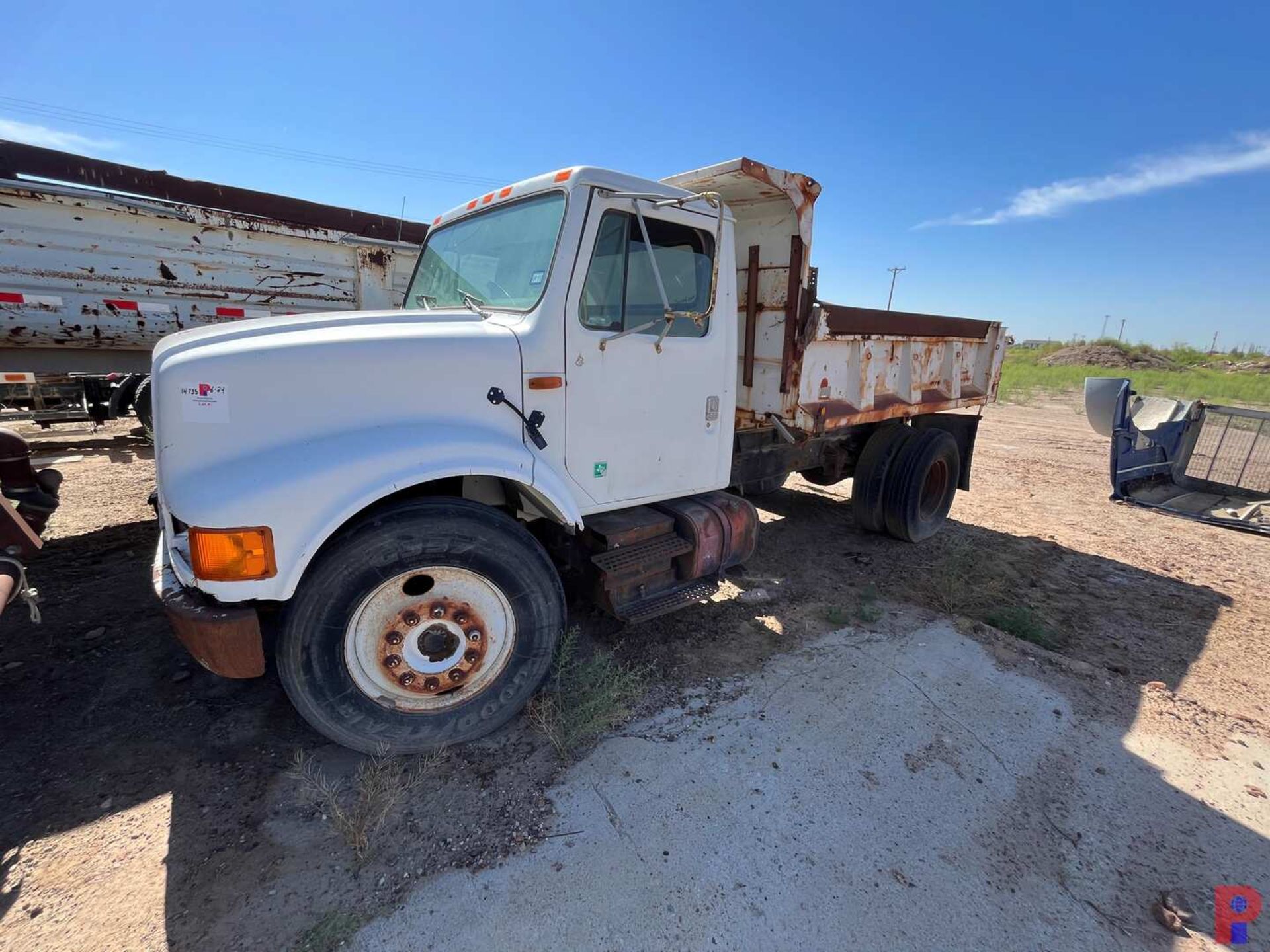 1991 INTERNATIONAL 4600 S/A DUMP TRUCK