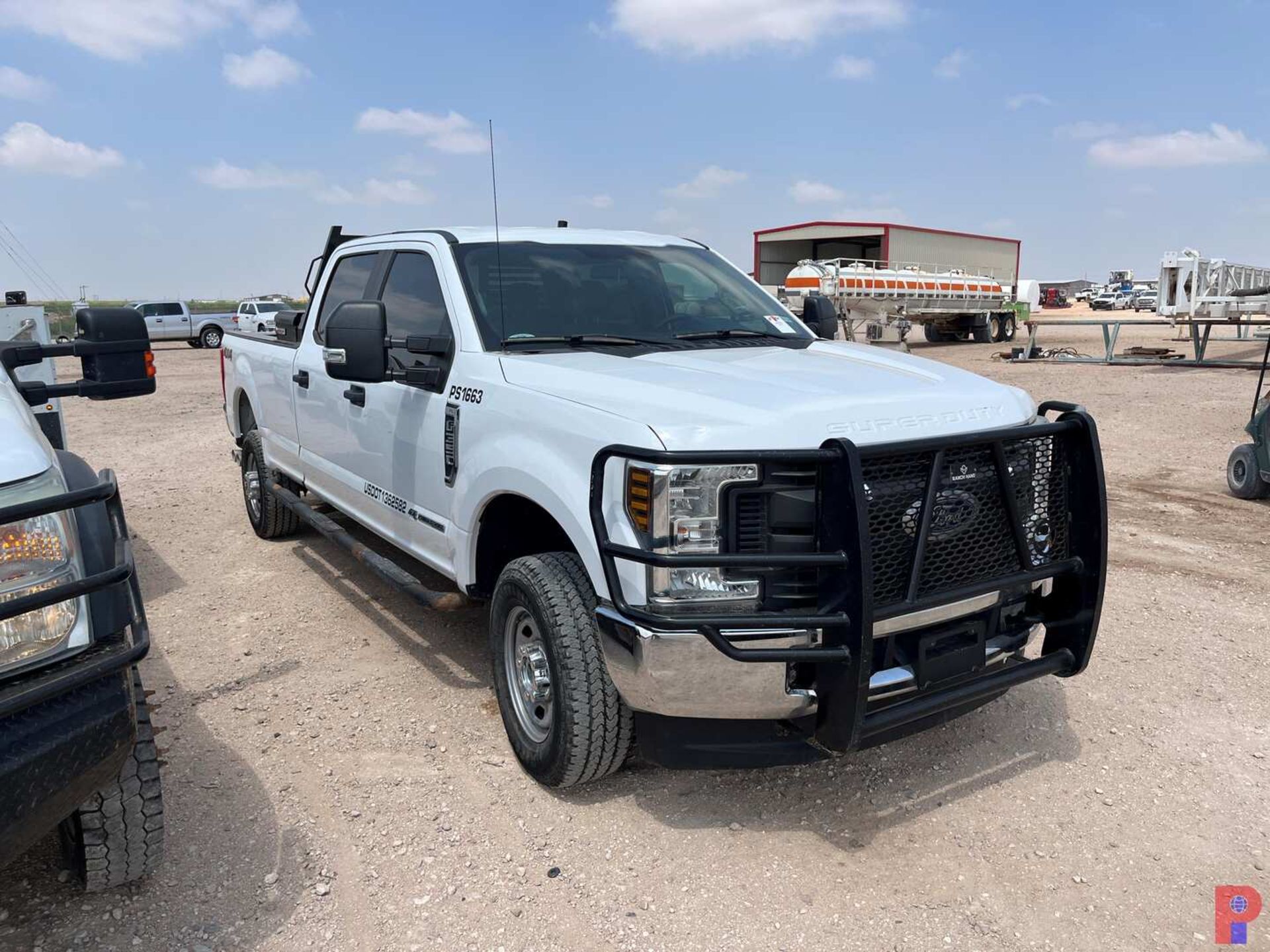 2018 FORD F-350 CREW CAB PICKUP TRUCK - Image 2 of 7