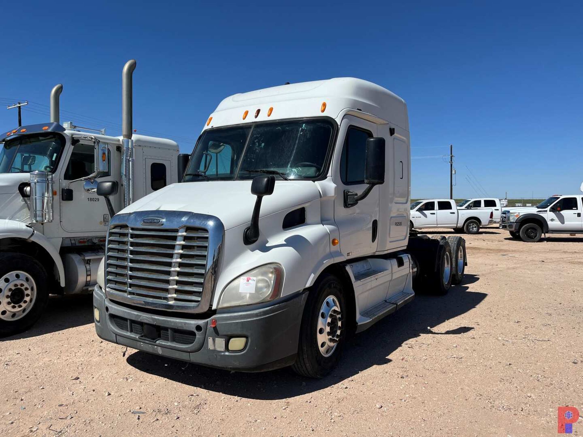 2012 FREIGHTLINER CASCADIA T/A SLEEPER HAUL TRUCK