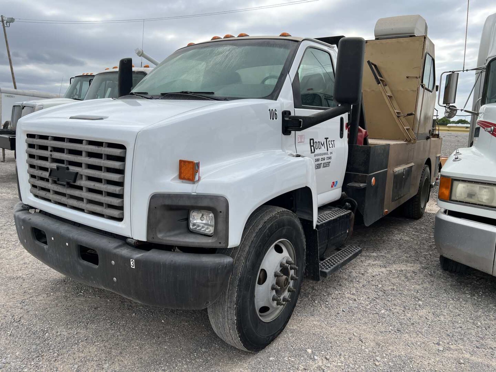 2008 CHEVROLET HYDRA TEST FLATBED TRUCK