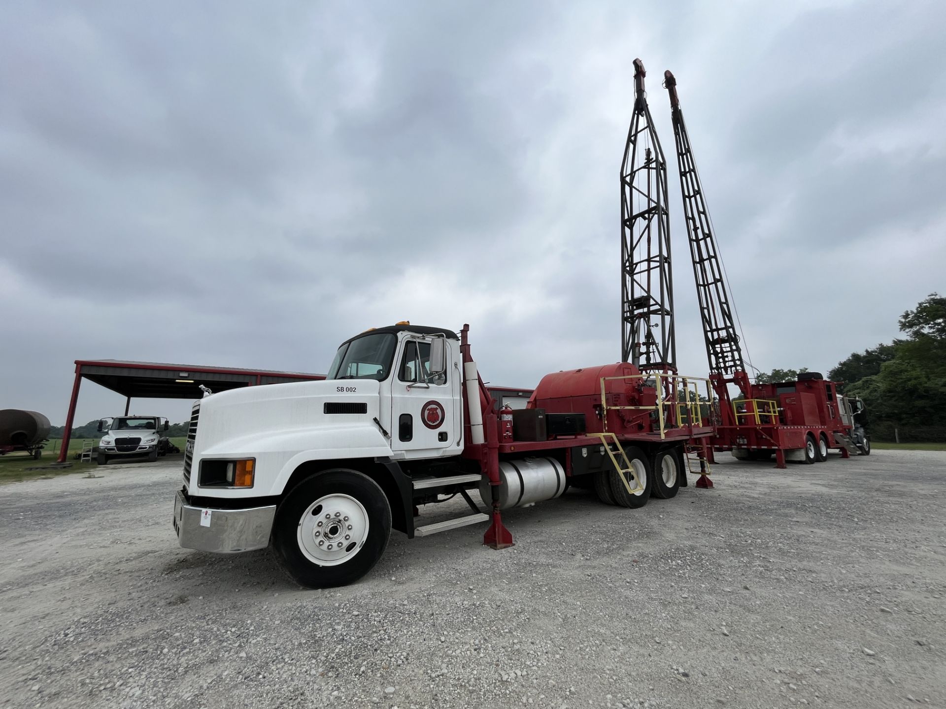 2000 WATSON HOPPER SWAB RIG MTD. ON 1991 MACK CH613