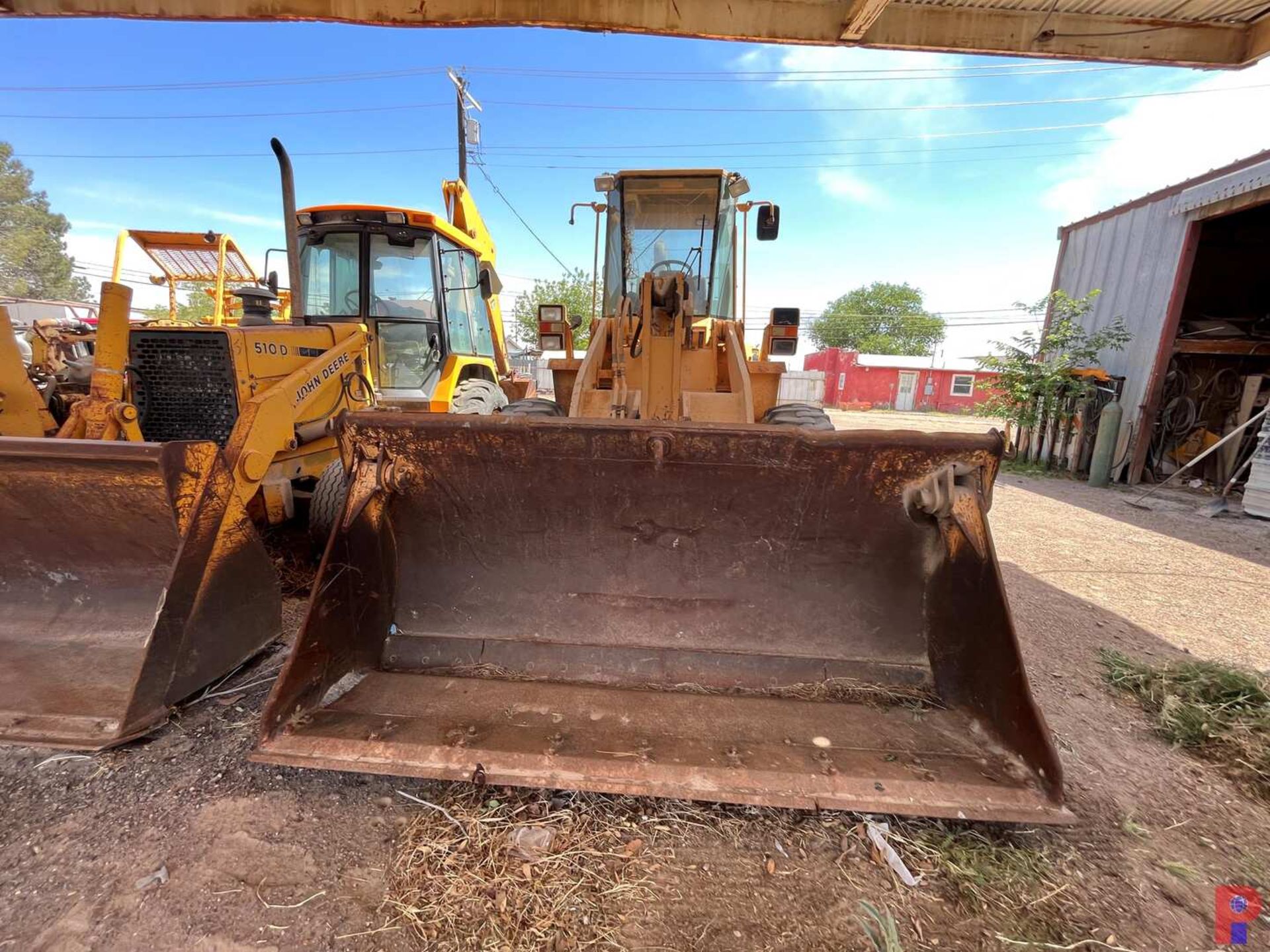 1992 CASE 621 WHEEL LOADER - Image 2 of 12