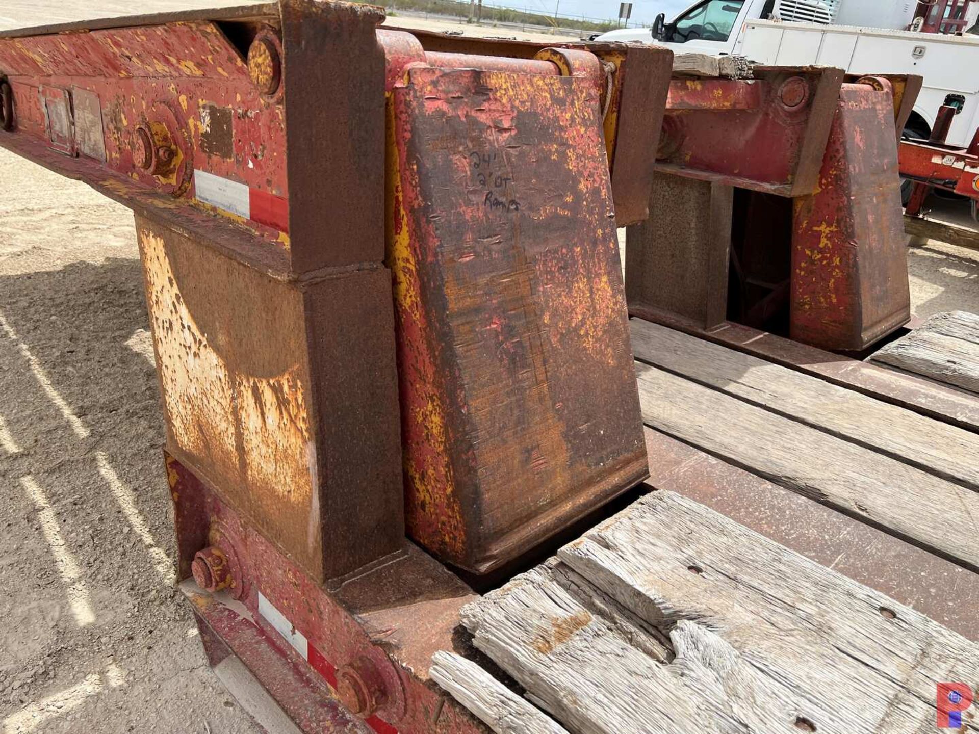 1973 HYSTER LOWBOY TRAILER - Image 7 of 14