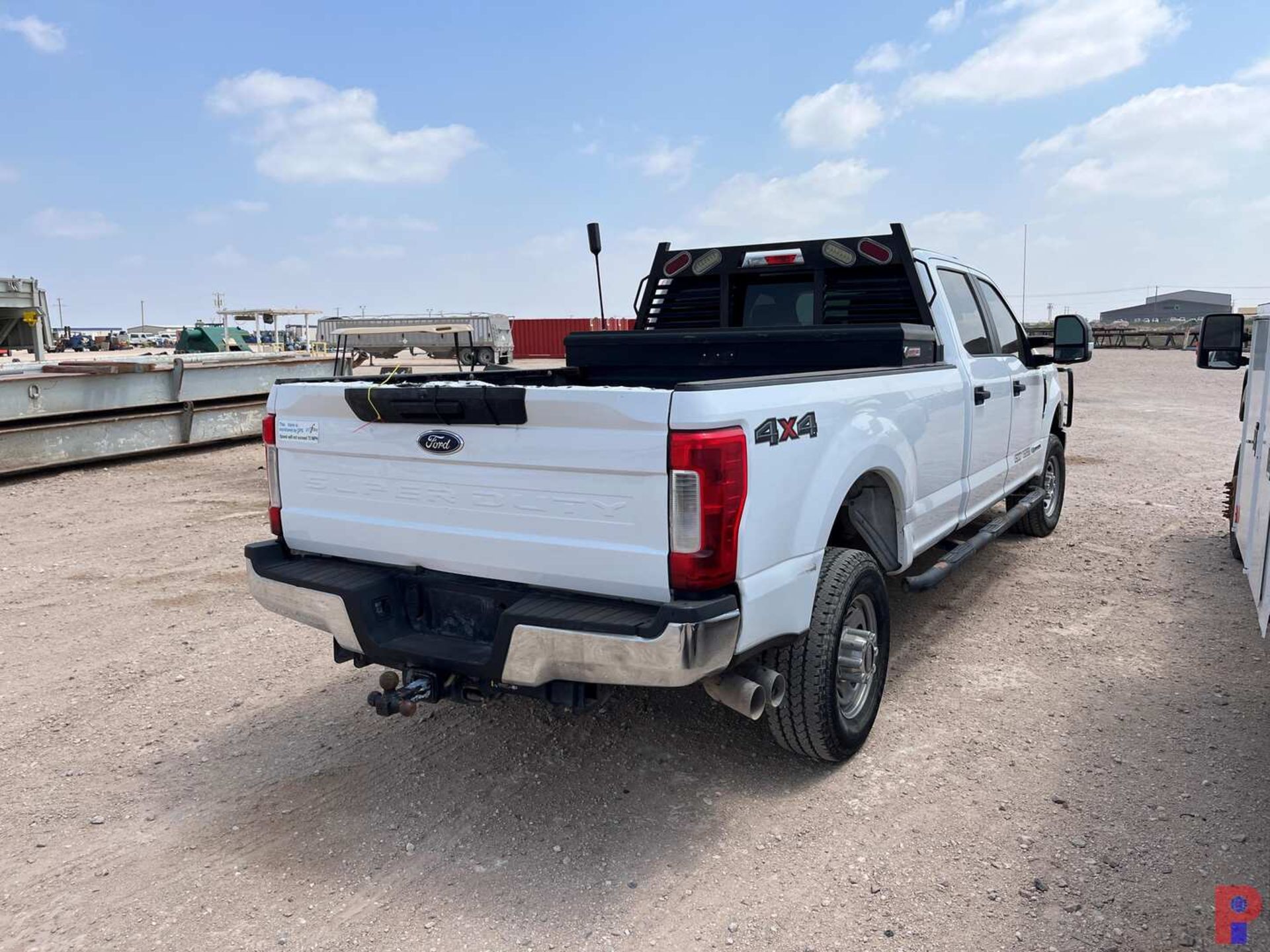 2018 FORD F-350 CREW CAB PICKUP TRUCK - Image 3 of 7