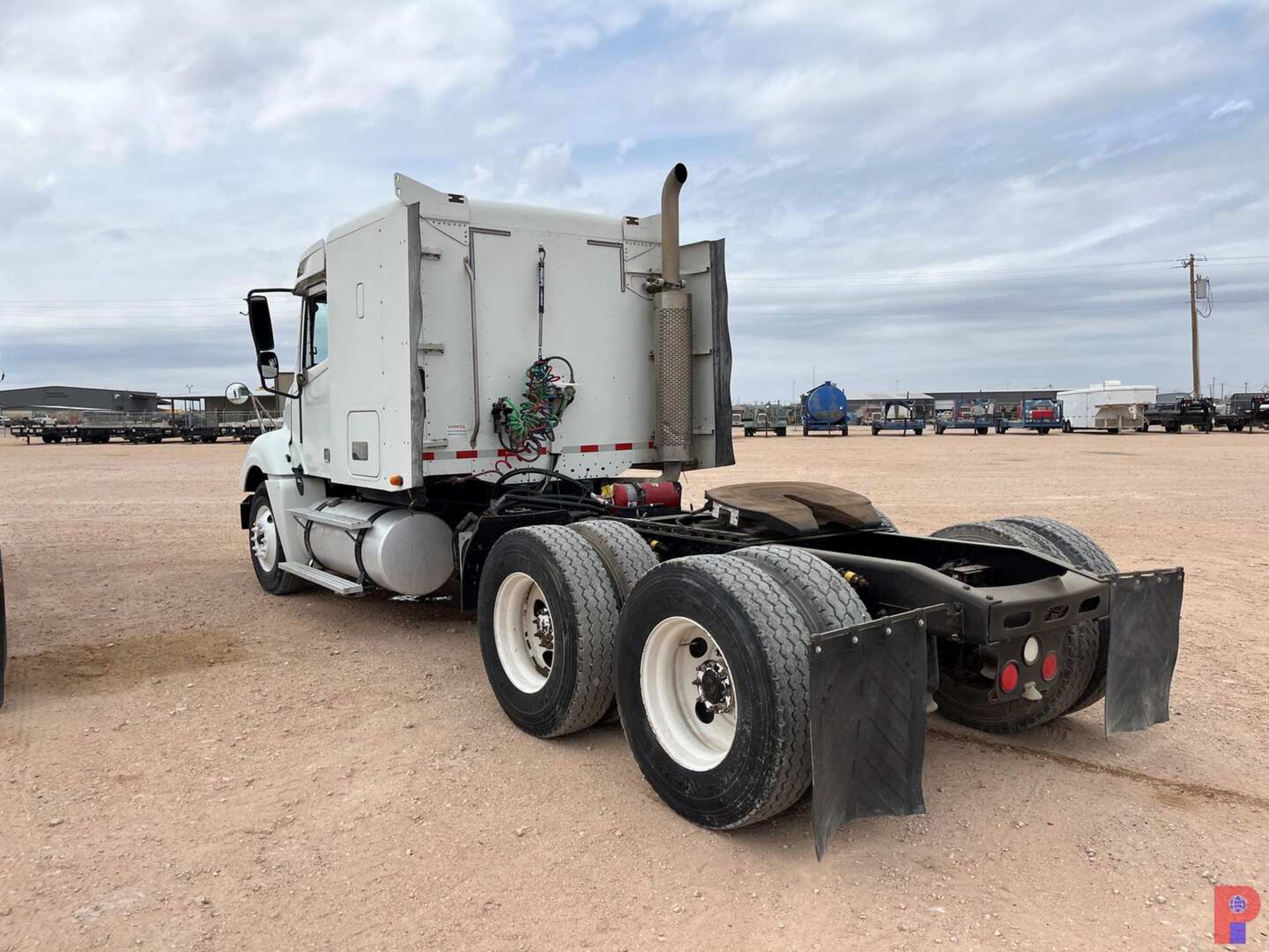 2005 FREIGHTLINER COLUMBIA - Image 4 of 7