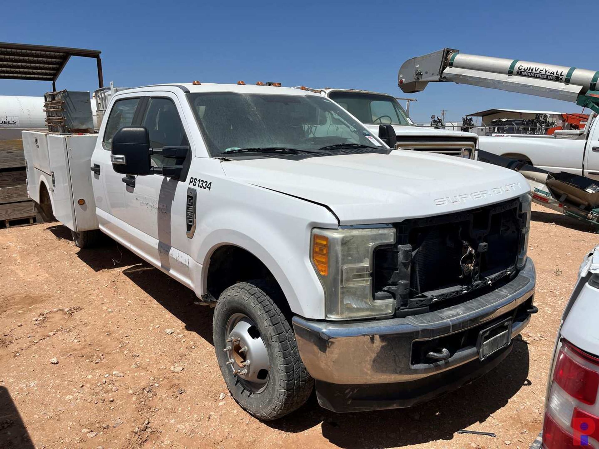 2017 FORD F-350 CREW CAB MECHANICS TRUCK - Image 2 of 6