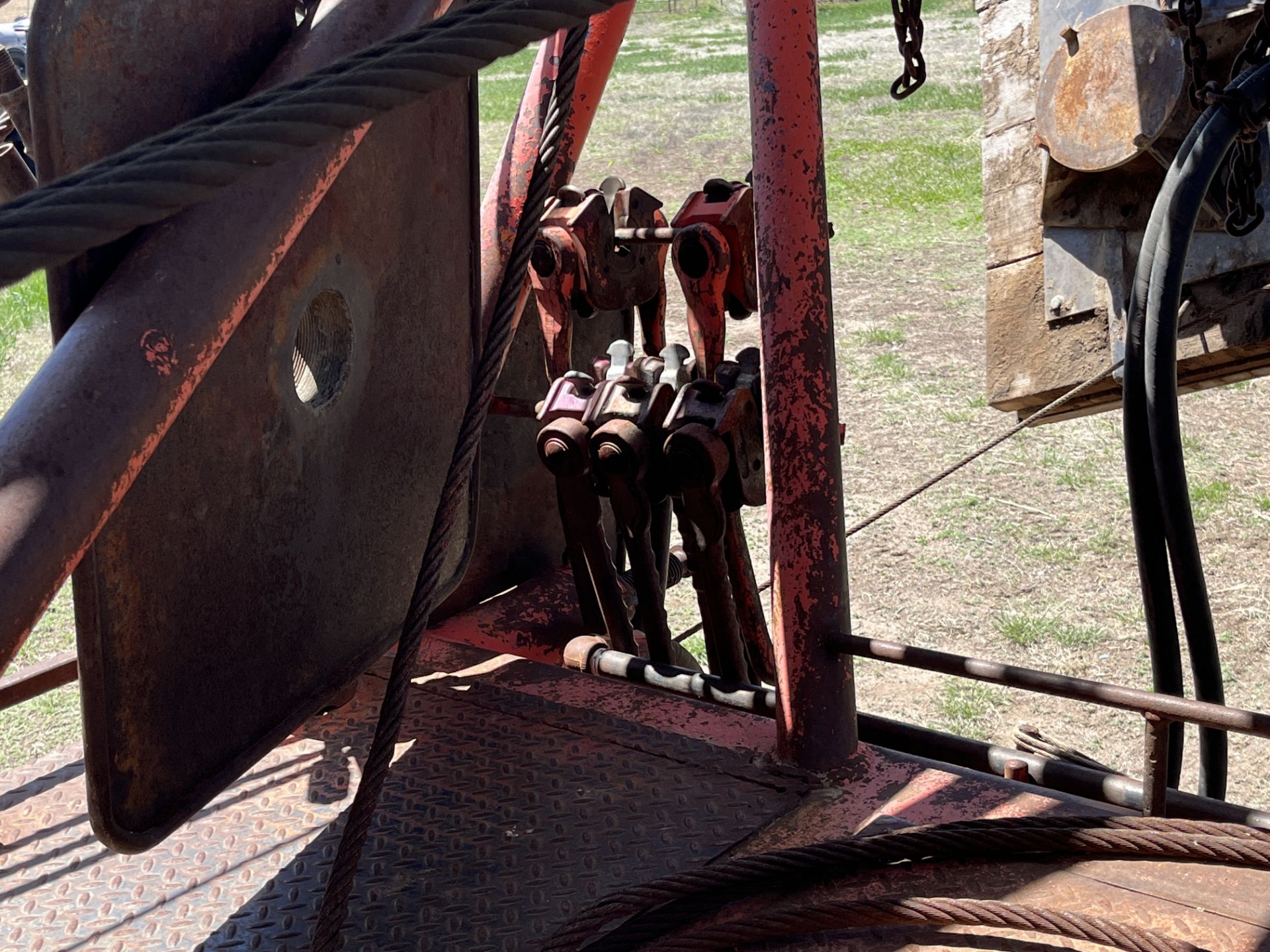 1984 FRANKS 1287/160 DBL DRUM BACK-IN WELL SERVICE RIG - Image 20 of 25