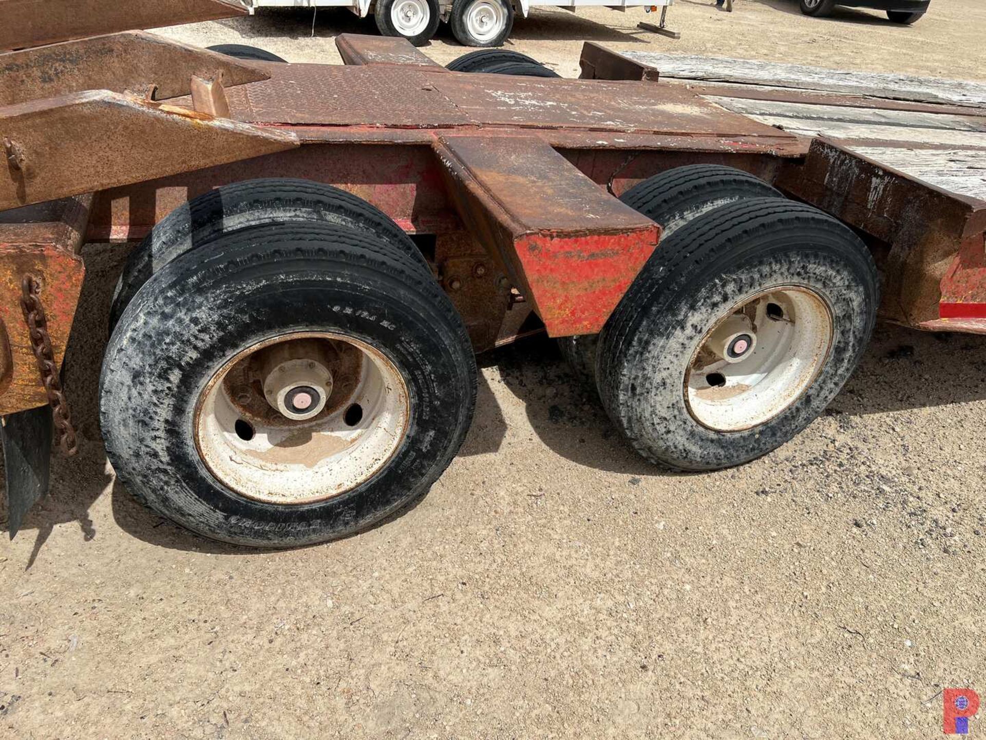 1973 HYSTER LOWBOY TRAILER - Image 11 of 14