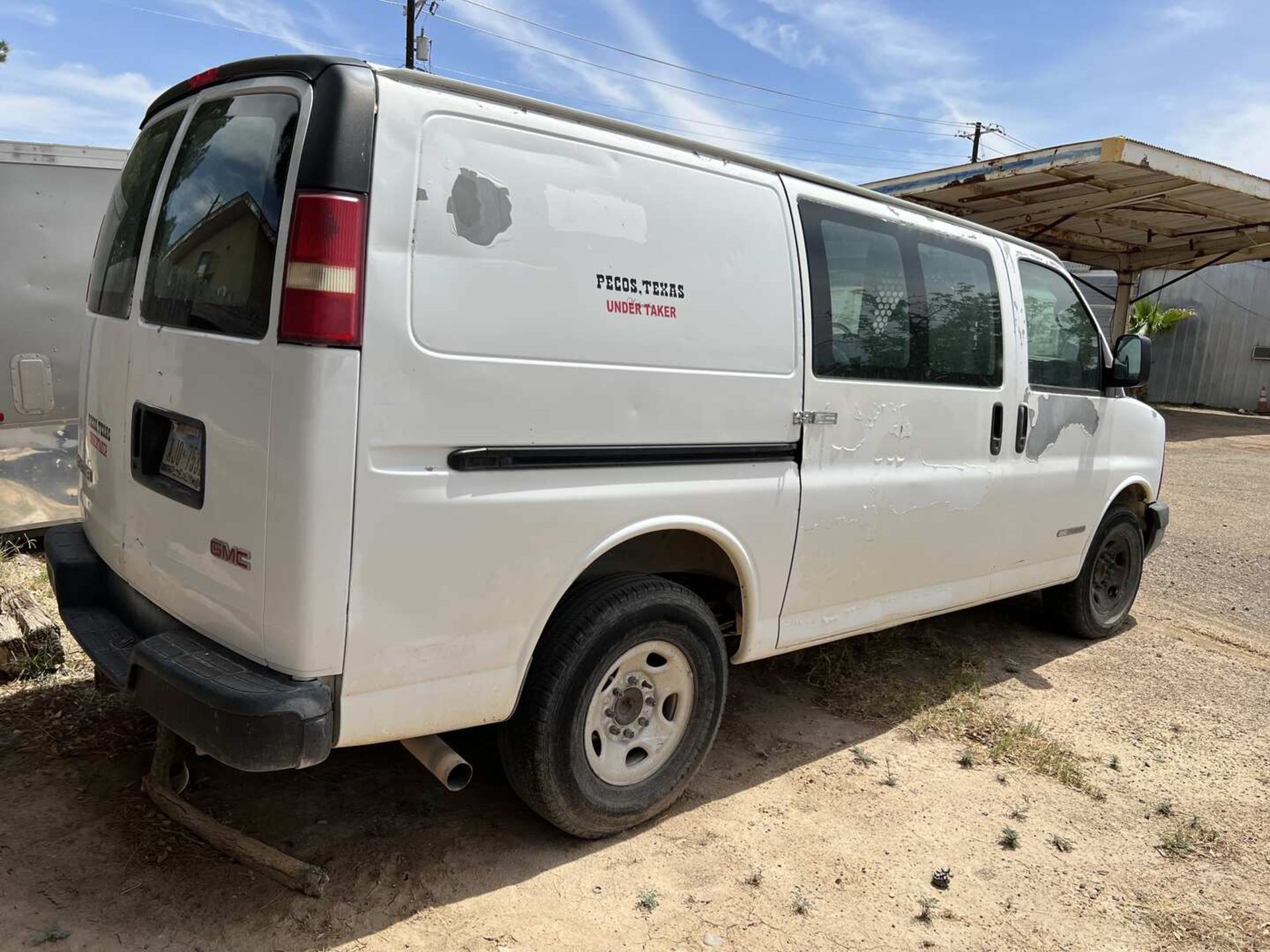 2004 GMC 2500 CARGO VAN - Image 3 of 17