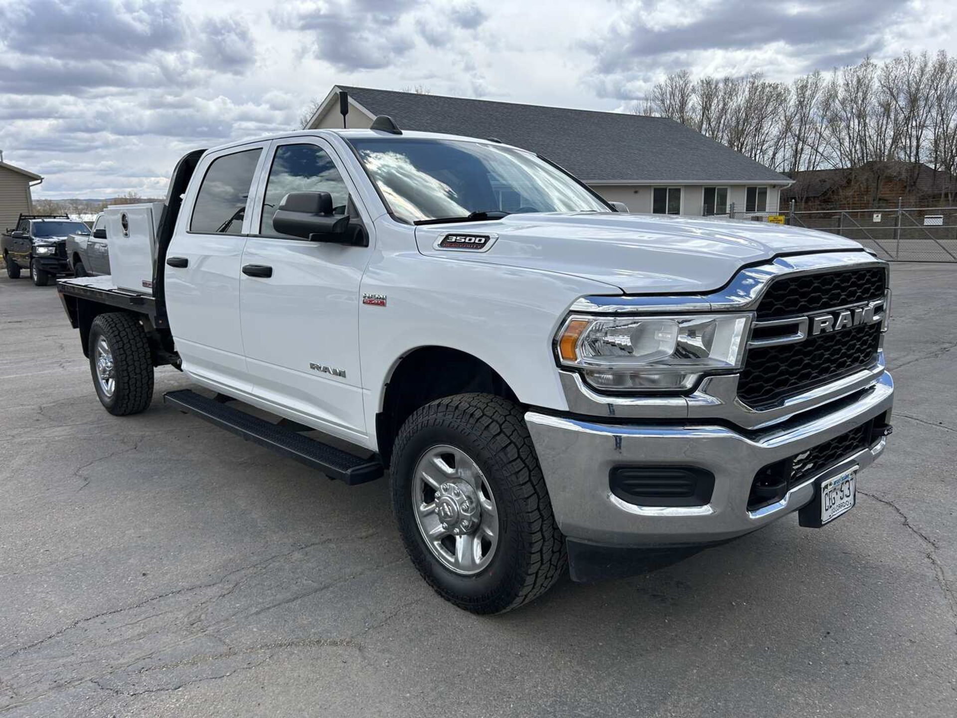 2022 RAM 3500 HEAVY DUTY CREW CAB 4X4 - Image 2 of 19