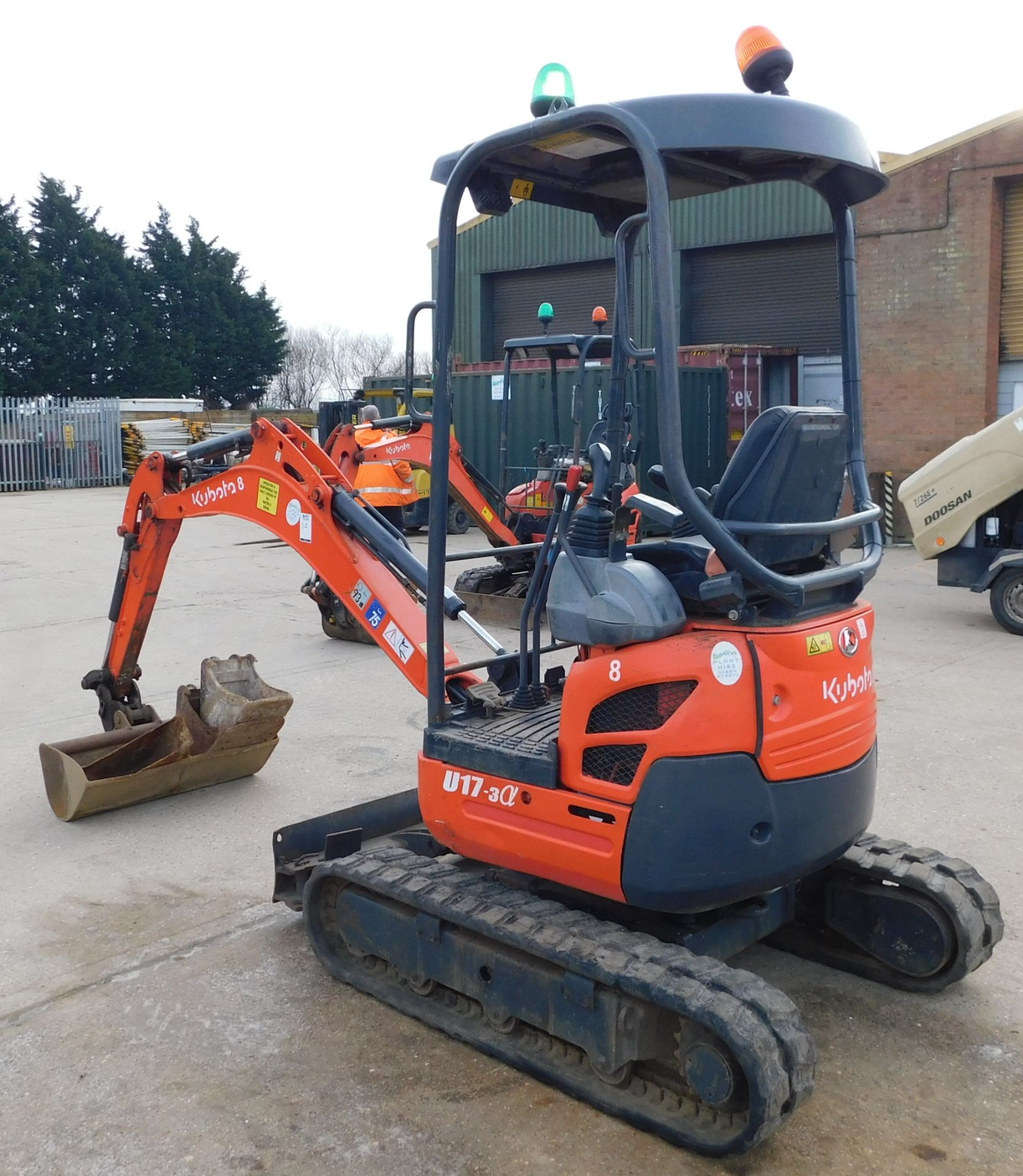 Kubota U17-3 1.5T Mini-Excavator (2013), Manual Quick Hitch, Blade, Hydraulic Retractable Width, - Image 5 of 15