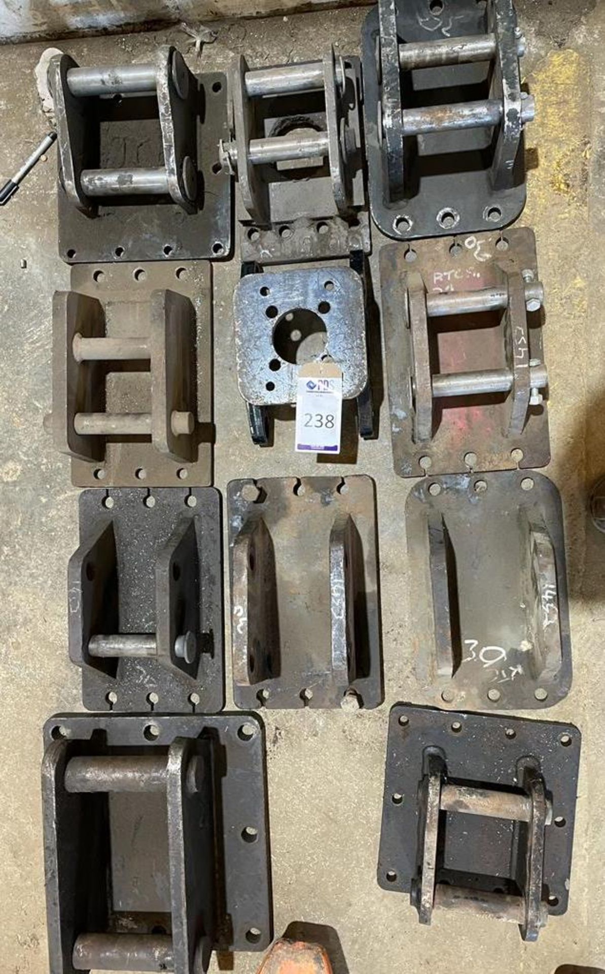 11 Various Quick Hitch Brackets (Location: March, Cambridge. Please Refer to General Notes)