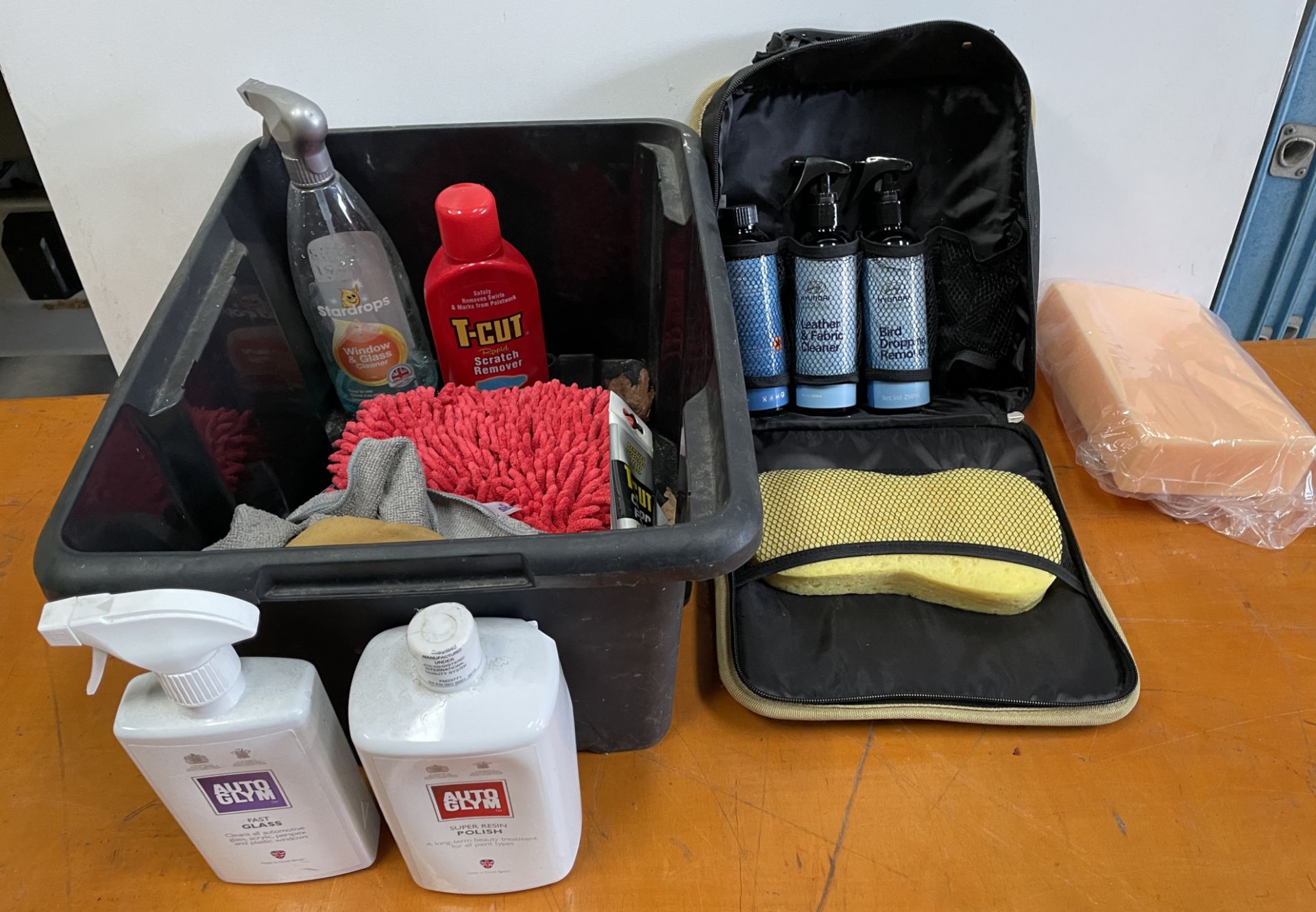 Quantity of Vehicle Valeting Sundries (Location: Brentwood. Please Refer to General Notes)