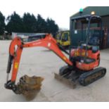 Kubota U17-3 1.7T Mini-Excavator (2015), Manual Quick Hitch, Blade, Hydraulic Retractable Width,