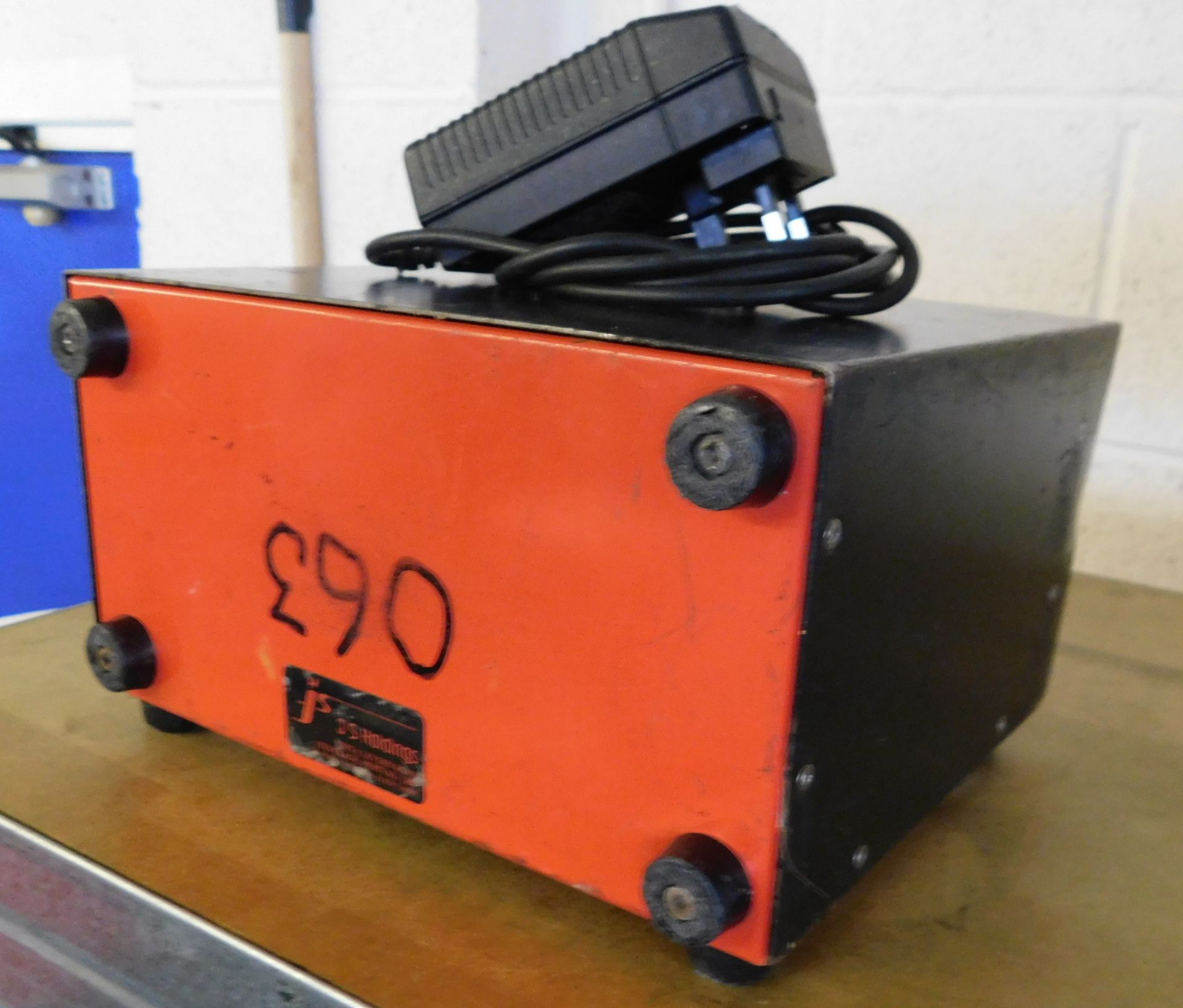 JS Holdings Twin Flow Air Sampling Pump, Serial Number 008886 with Aluminium Mast (Location: - Image 2 of 5