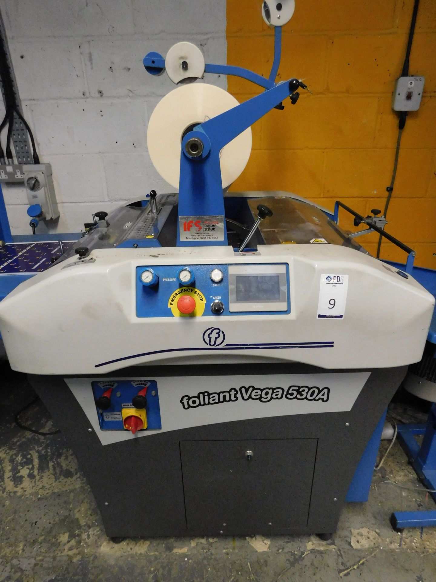 Foliant Vega 530A Single Sided Laminator, Integrated Deep Pile Vacuum Feeder, High Speed Bump - Image 2 of 3