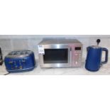 Microwave, Toaster, Kettle & Quantity of Assorted Cutlery, Crockery etc. (Location: Altrincham.