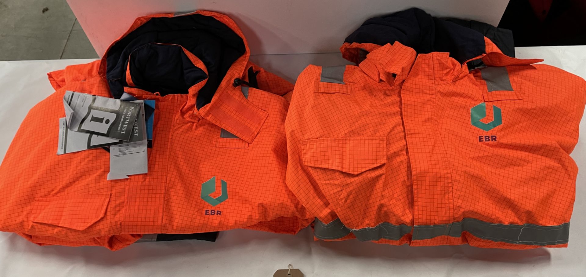 Seven Portwest Biz Flame Flame Resistant Rain FR Coveralls, Various Sizes (Located: Brentwood. - Bild 3 aus 4