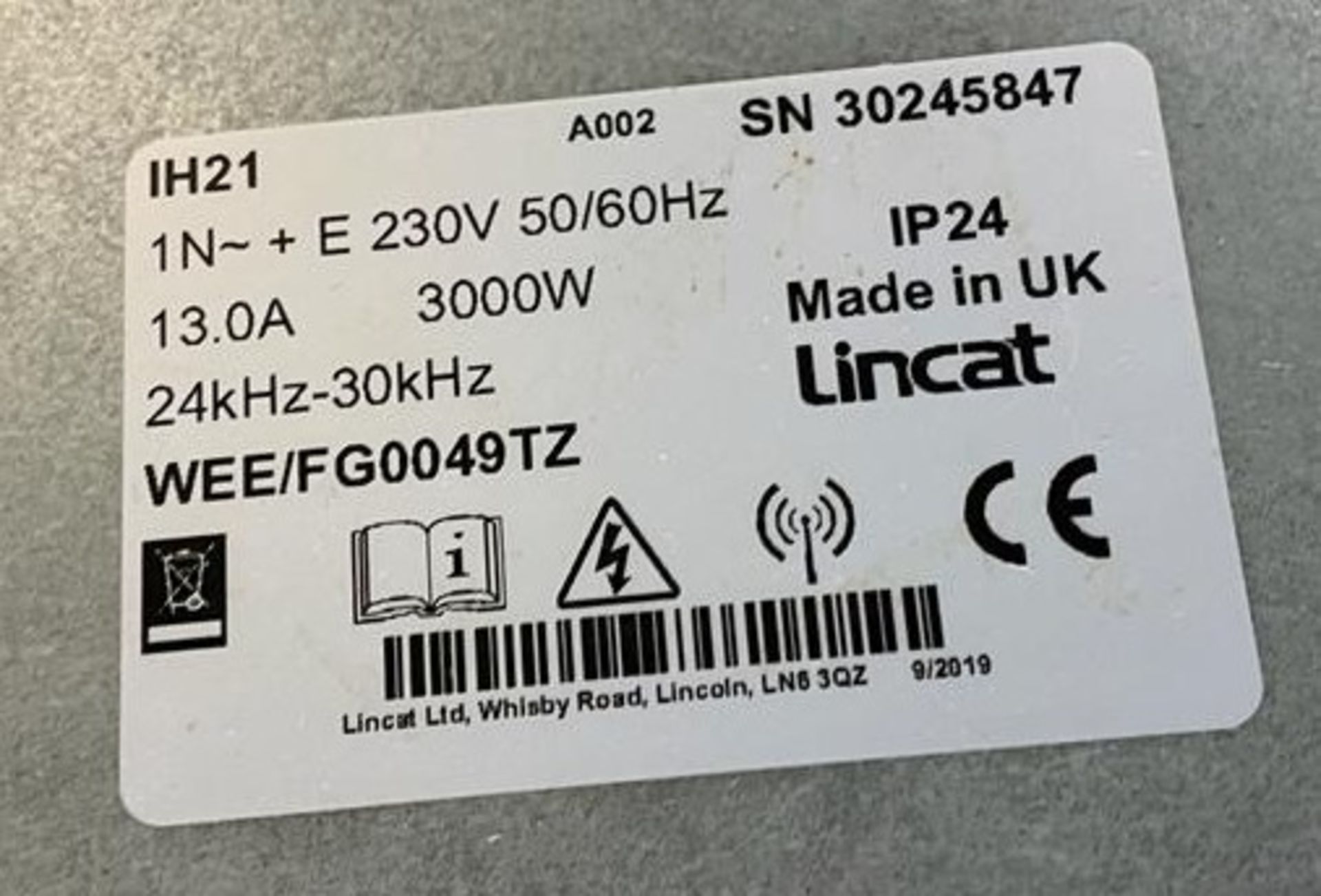 Lincat IH21 Countertop Induction Hob, 240v, Serial Number 30245847 (Location: NW London. Please - Bild 2 aus 2