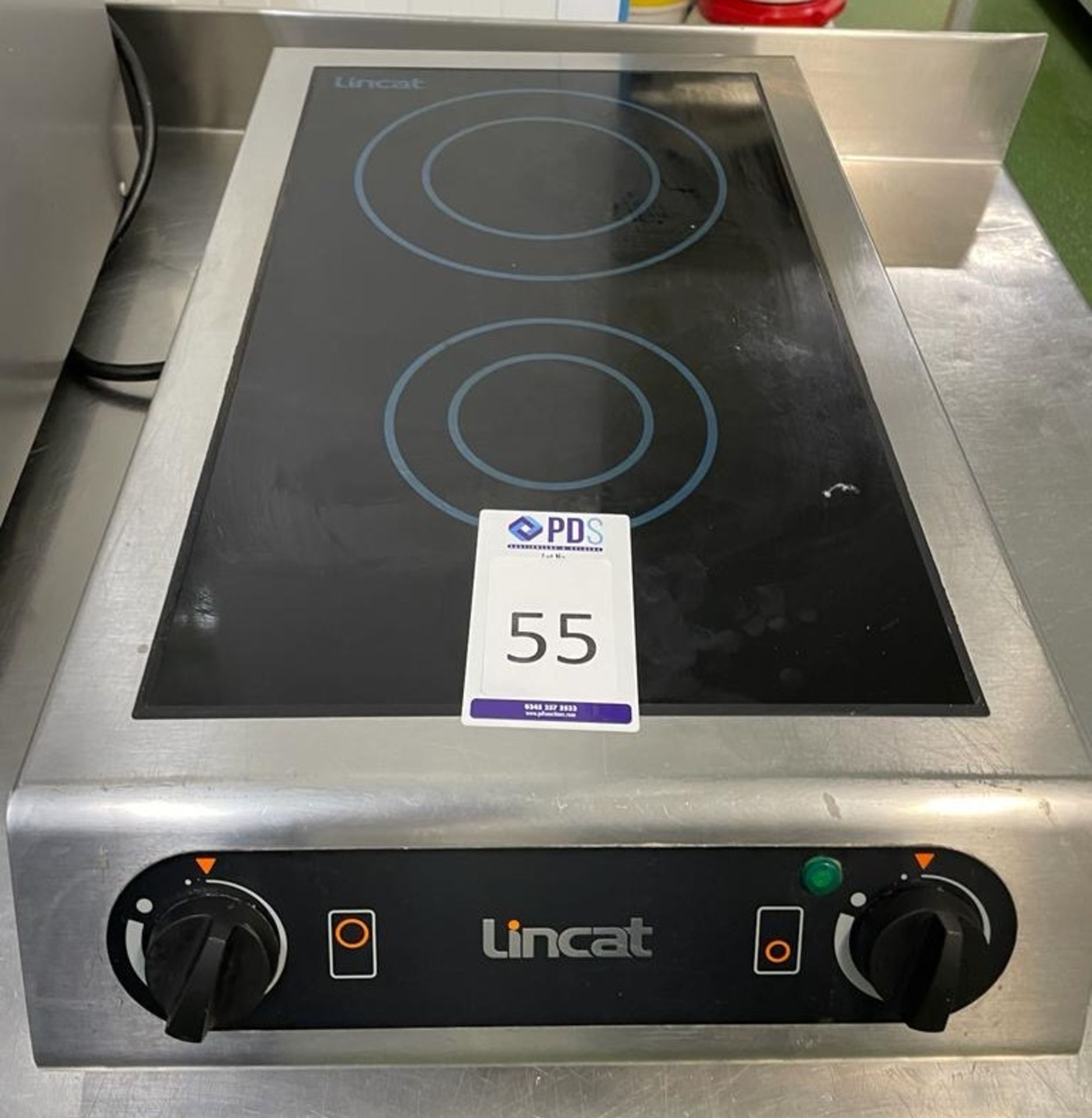 Lincat IH21 Countertop Induction Hob, 240v, Serial Number 30245847 (Location: NW London. Please