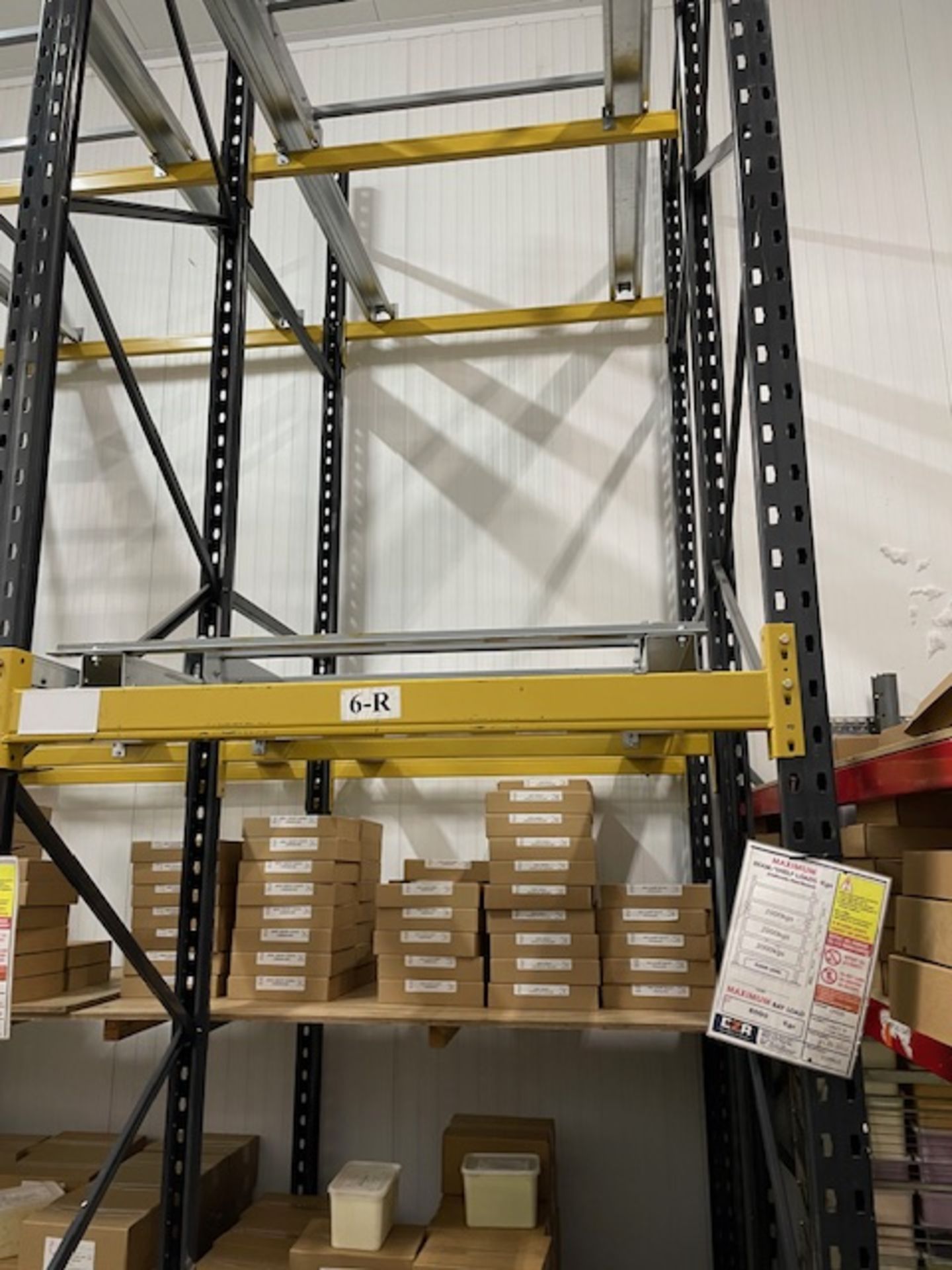 Pallet Racking Comprising 9 Double Uprights & 14 Triple Beams with Sliding Pallet Shelves (Excluding - Bild 2 aus 3