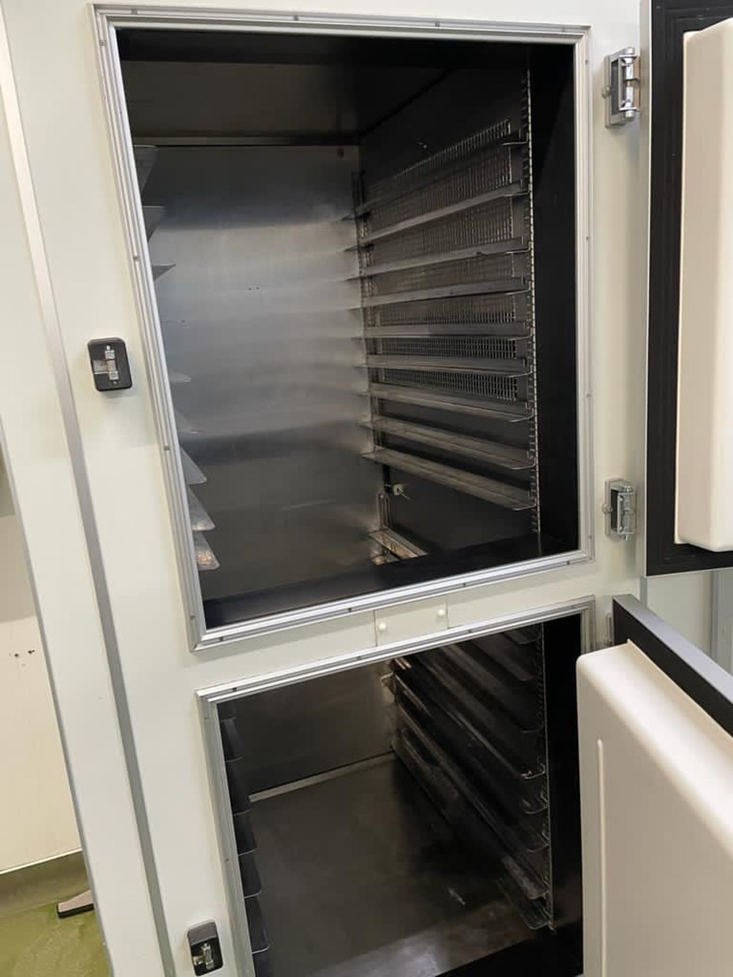 Koma Monocell Model H3 3 Door Blast Freezer, Serial Number PO3109904-1.1, 2012 With Compressor (On - Image 2 of 6