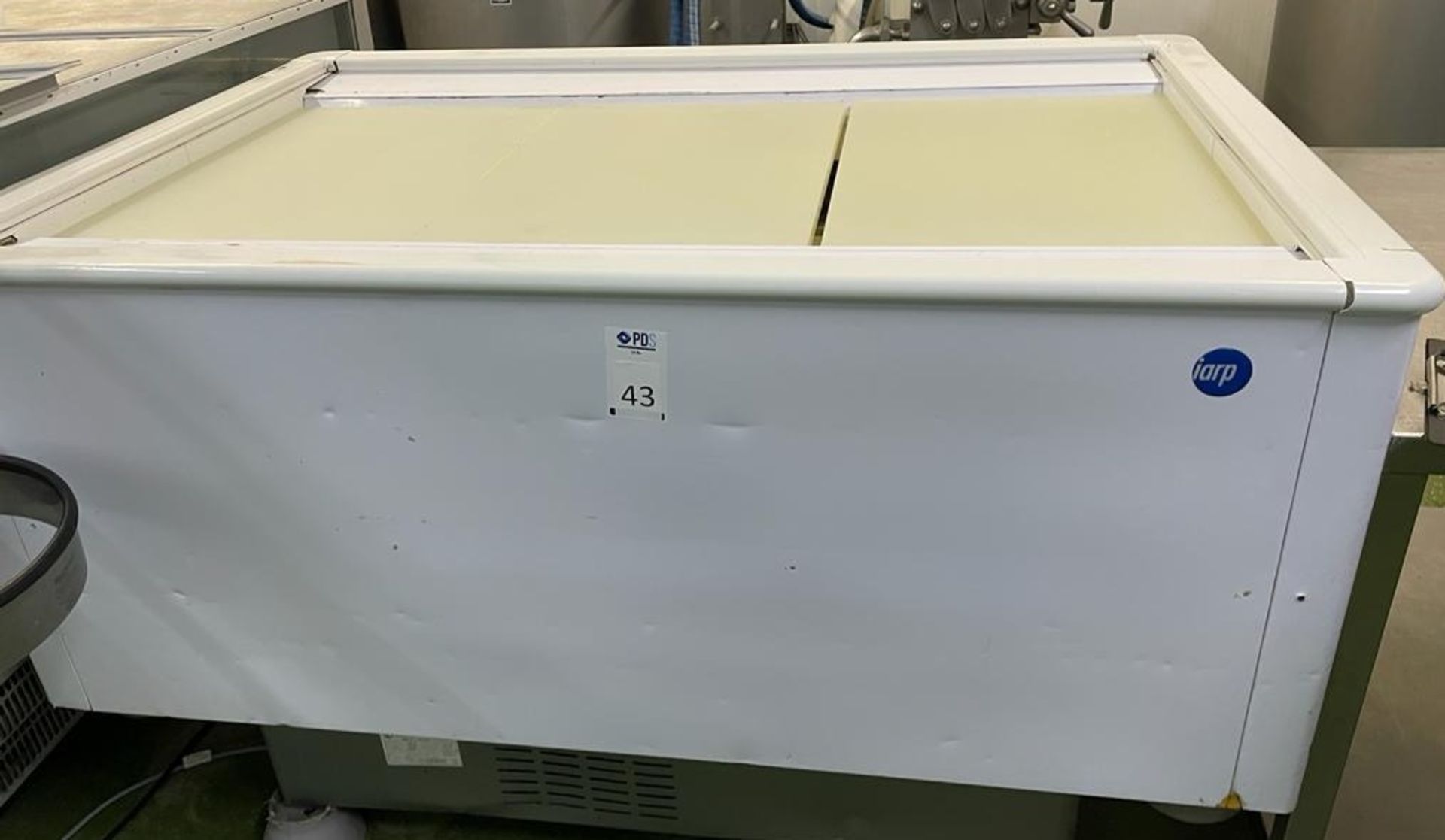 Iarp Chest Freezer (Location: NW London. Please Refer to General Notes)