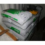 33 Bags of LECA Multi Use Lightweight Aggregate (Located Manchester. Please Refer to General Notes)