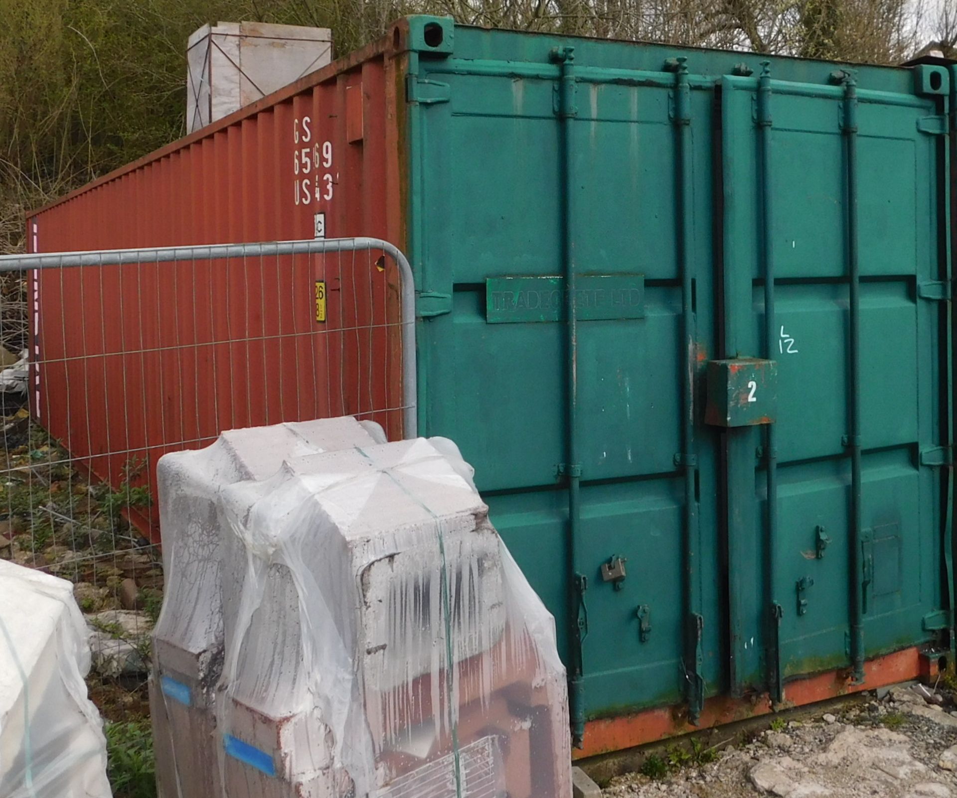 40ft Container (Collection Delayed to Tuesday 16th April or Wednesday 17th April) (Located