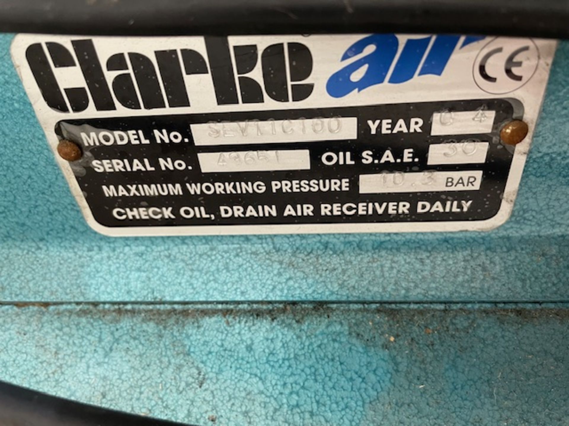 Clarke SEV11c 100 Vee Twin cylinder Receiver Mounted Air Compressor MWP 10.3Barc (Location: - Image 4 of 4