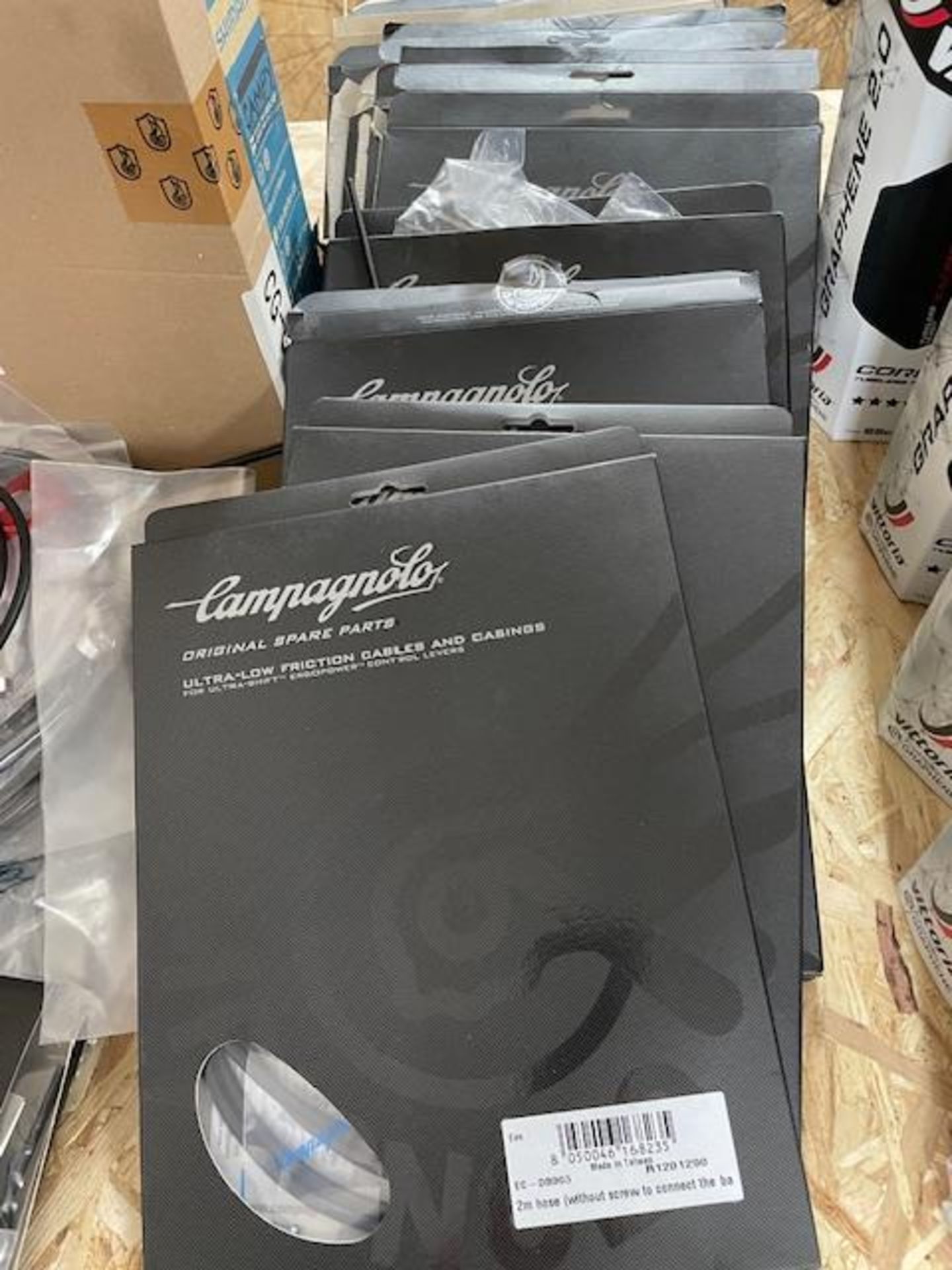 20 Boxes of Campagnolo Shifting Kits & 2m Hoses (Location: Newport Pagnell. Please Refer to - Bild 2 aus 3