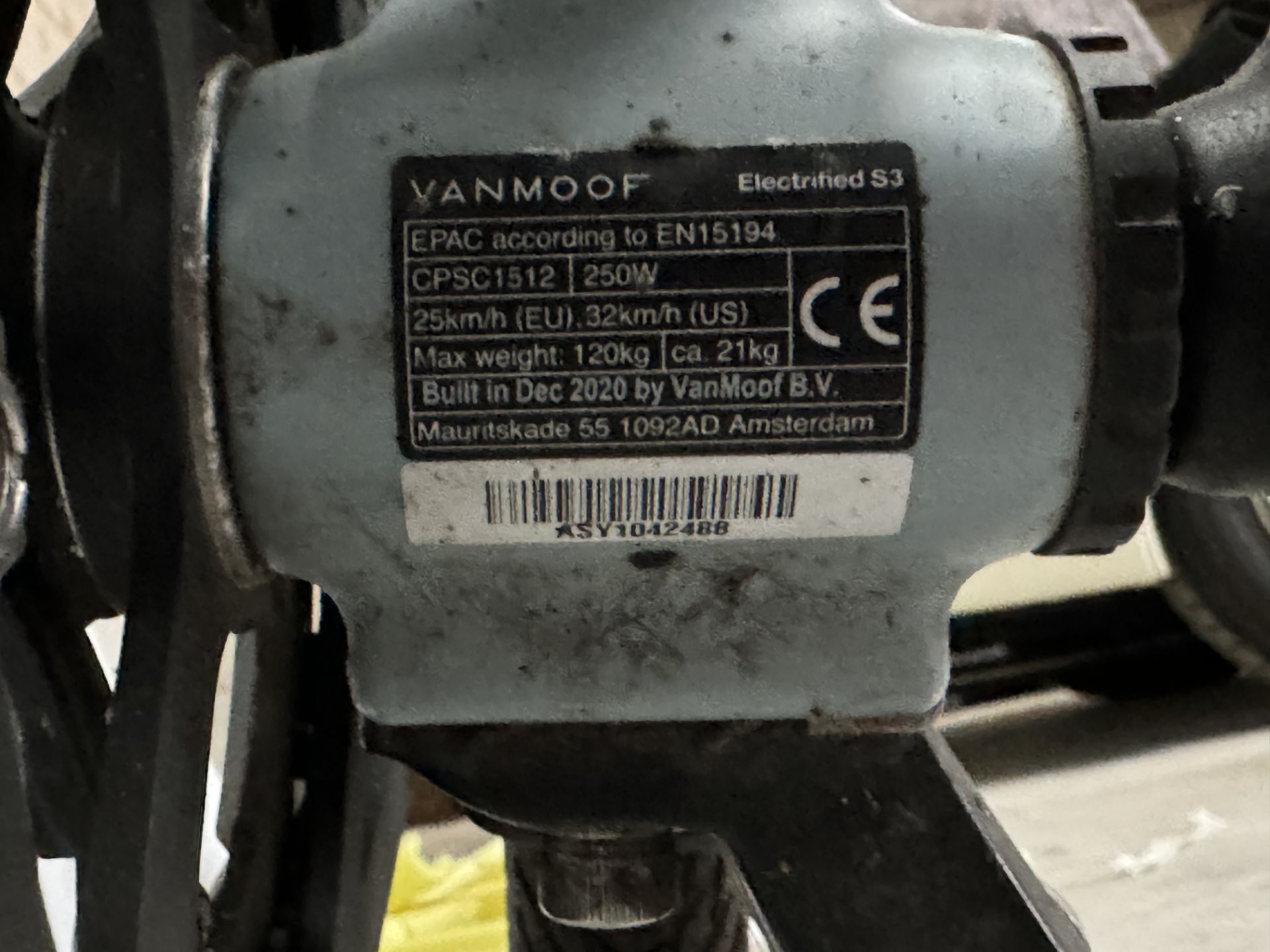 VanMoof S3 Electric Bike, Frame Number ASY1042488 (NOT ROADWORTHY - FOR SPARES ONLY) (No codes - Image 2 of 2