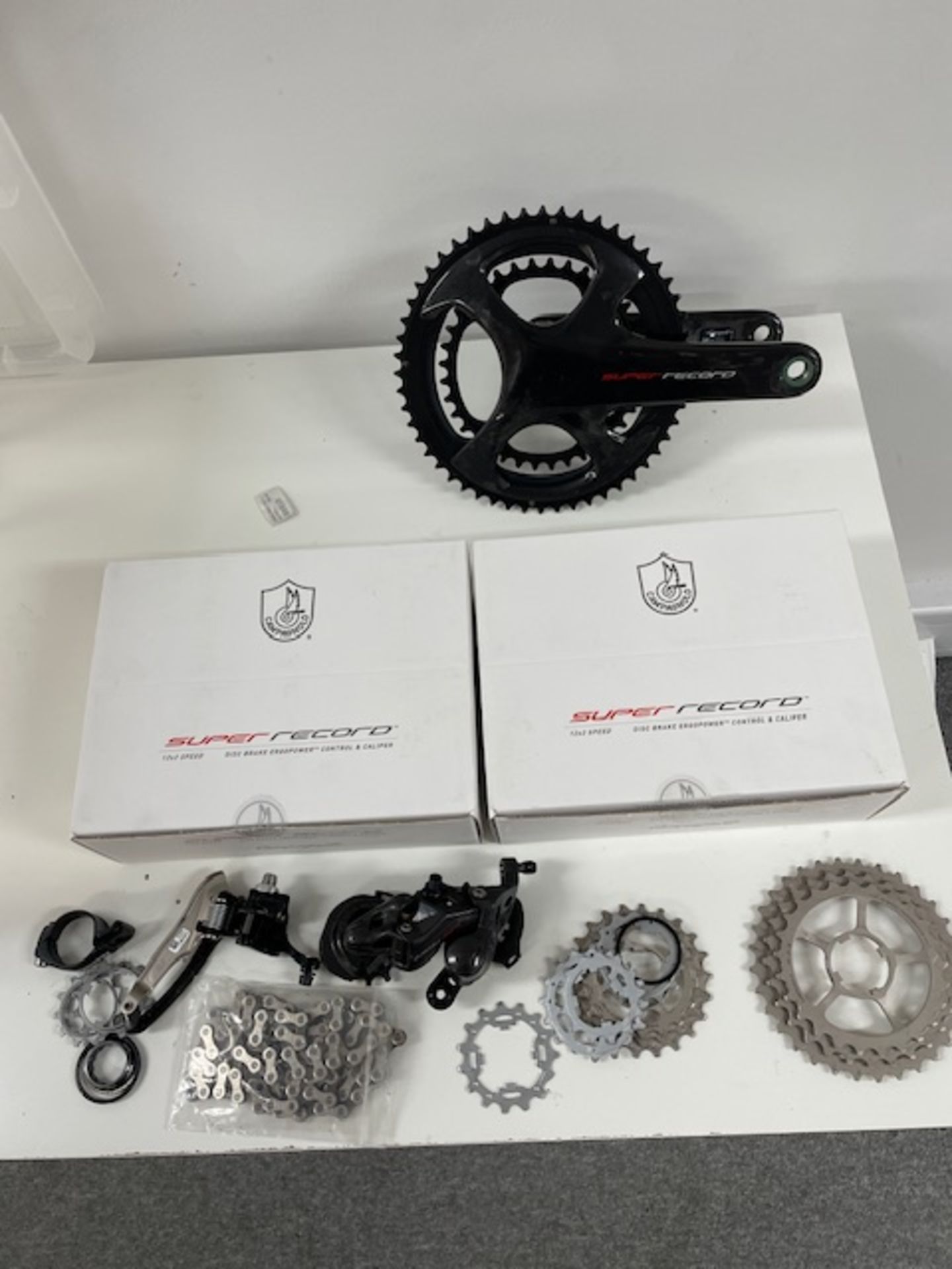 Campagnolo “Super Record 12” Speed Hydro Mechanical Group Set Including Chain set 5236172.5 & 1132