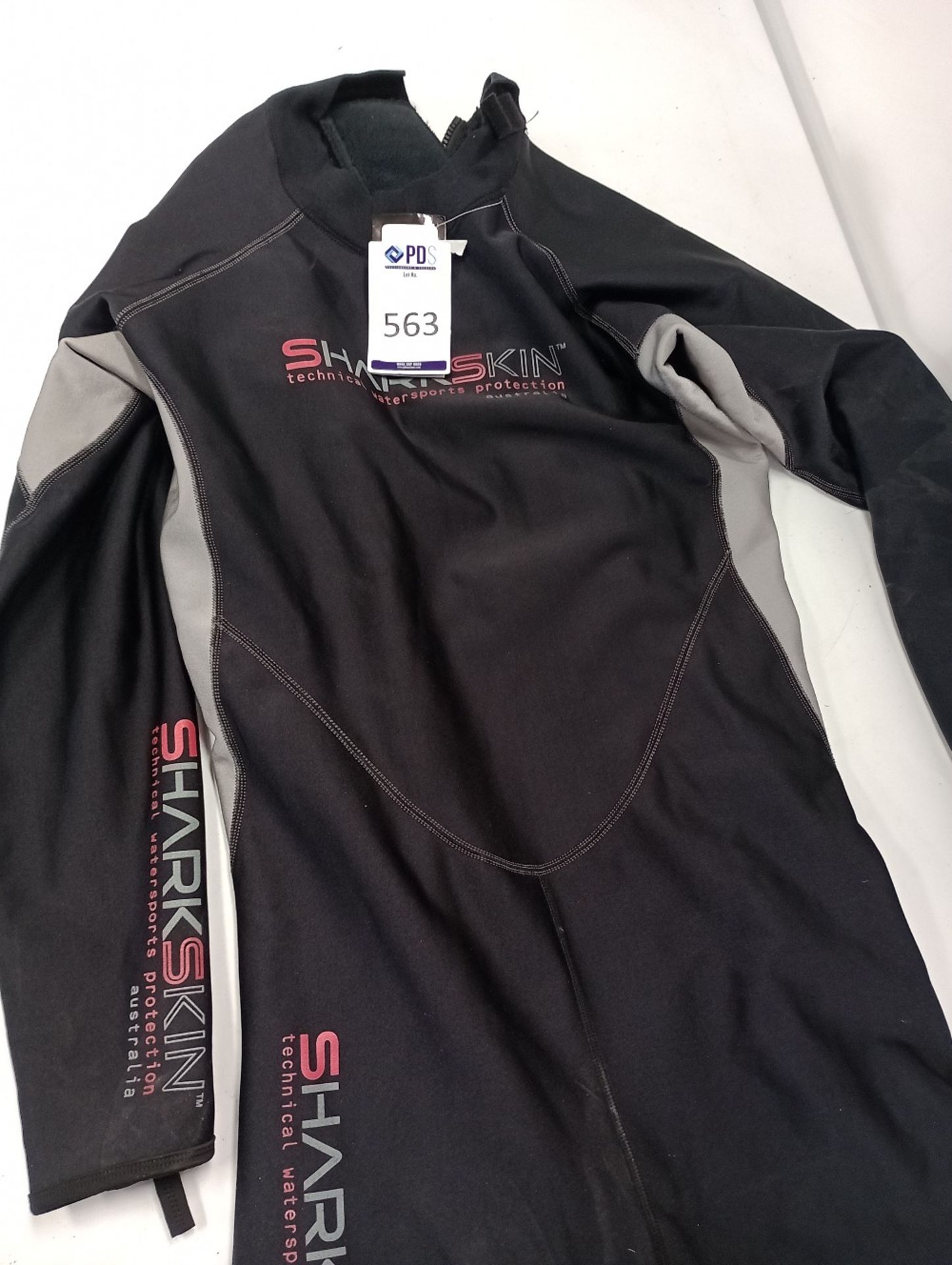 Sharkskin Technical Watersports Protection, Size 2XL (Location: Brentwood. Please Refer to General - Bild 3 aus 4