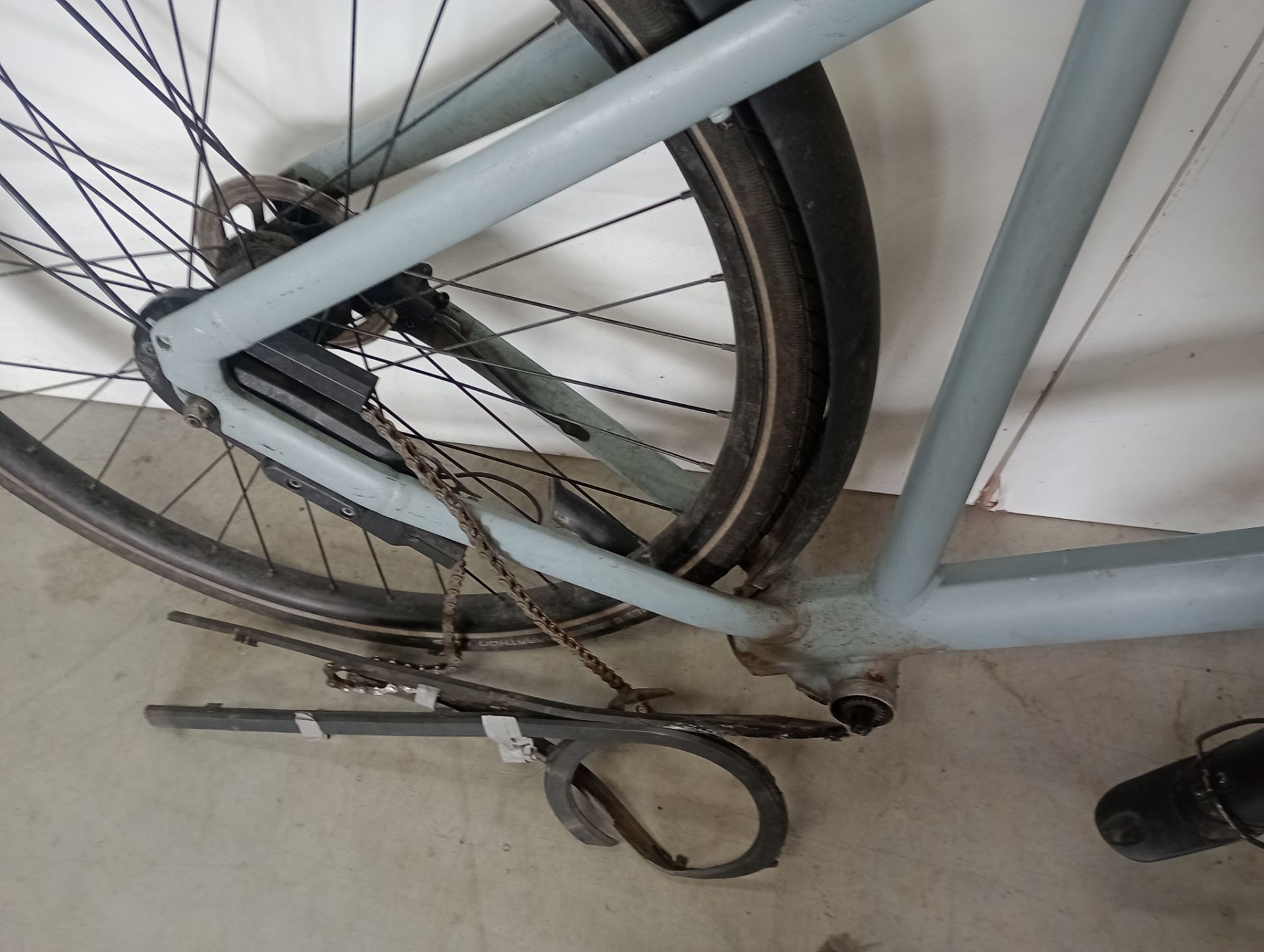 VanMoof S3 Electric Bike, Frame Number ASY3102971 (NOT ROADWORTHY - FOR SPARES ONLY) (No codes - Image 2 of 3