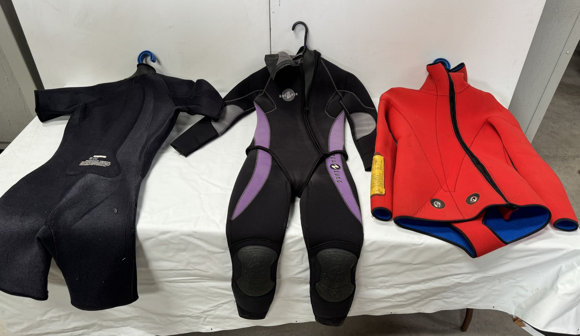 Four Various Wetsuits with Fourth Element Shorts & Hollis Thermal Top (Location: Brentwood. Please - Image 7 of 12