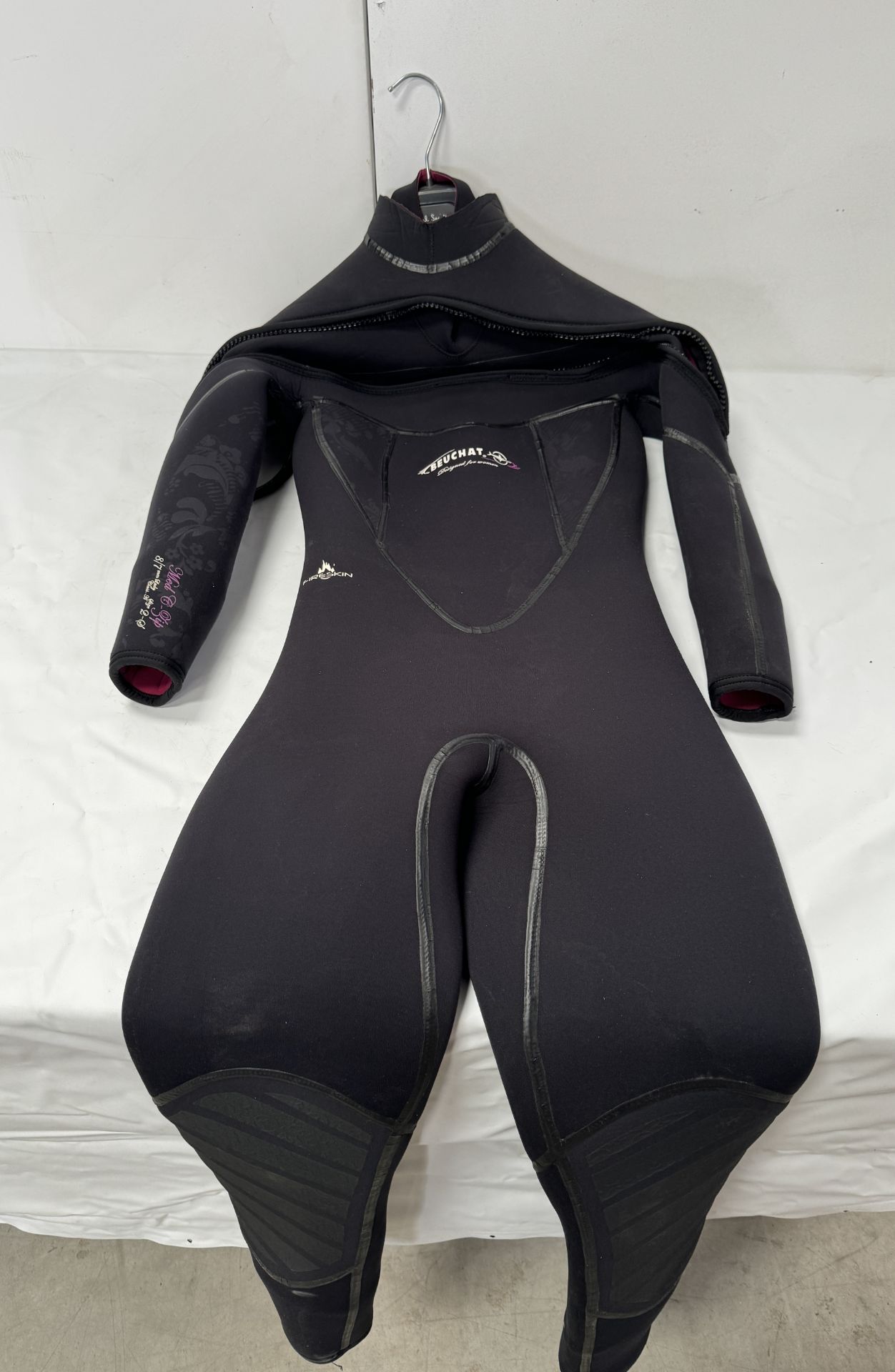 Five Various Wetsuits (Location: Brentwood. Please Refer to General Notes) - Image 11 of 12