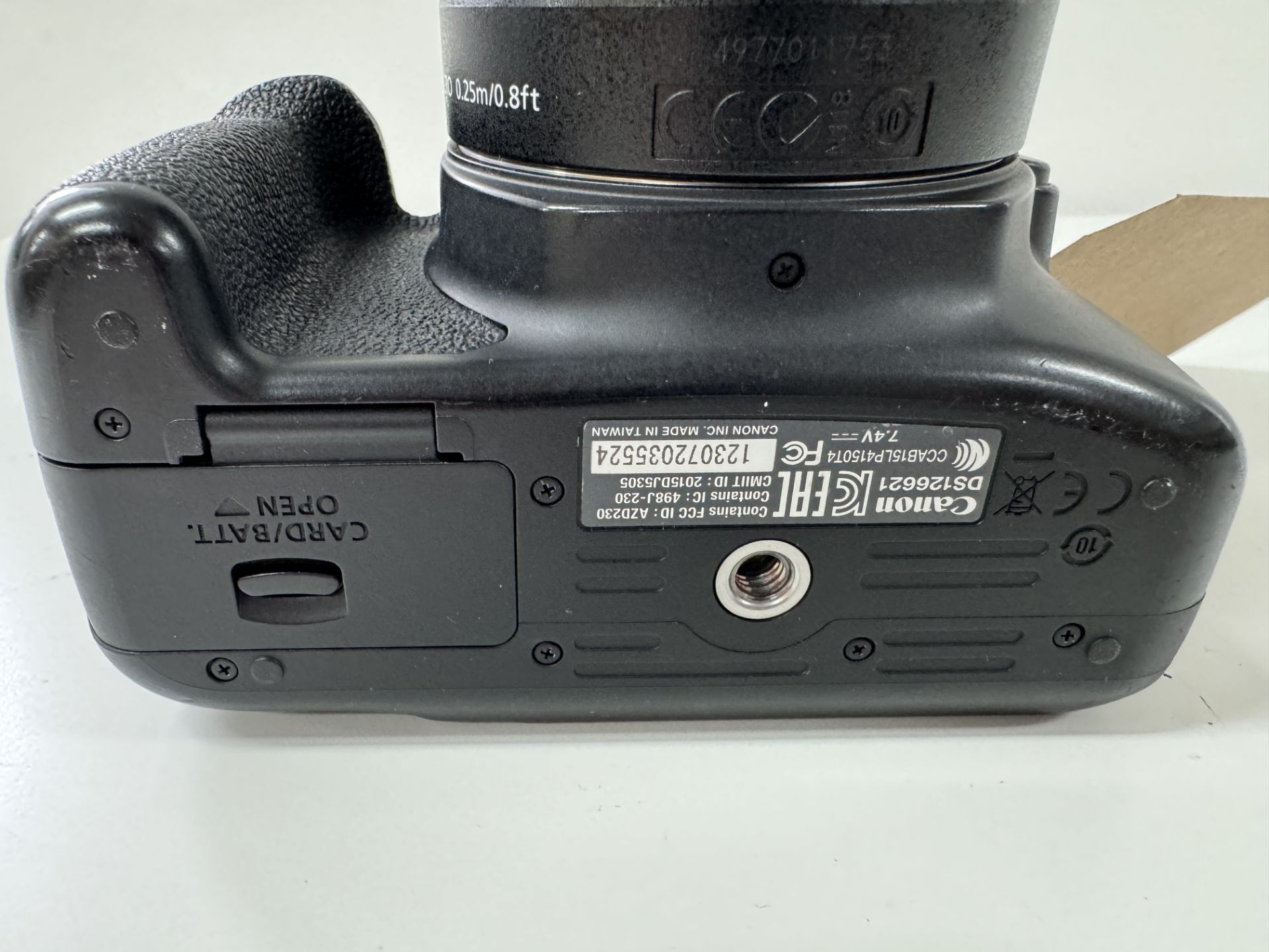 Canon DS12662 DSLR Camera, Serial Number 123072035524 with Canon Zoom Lens EF-S 18-55mm 1:3.5-5.6 - Image 3 of 4