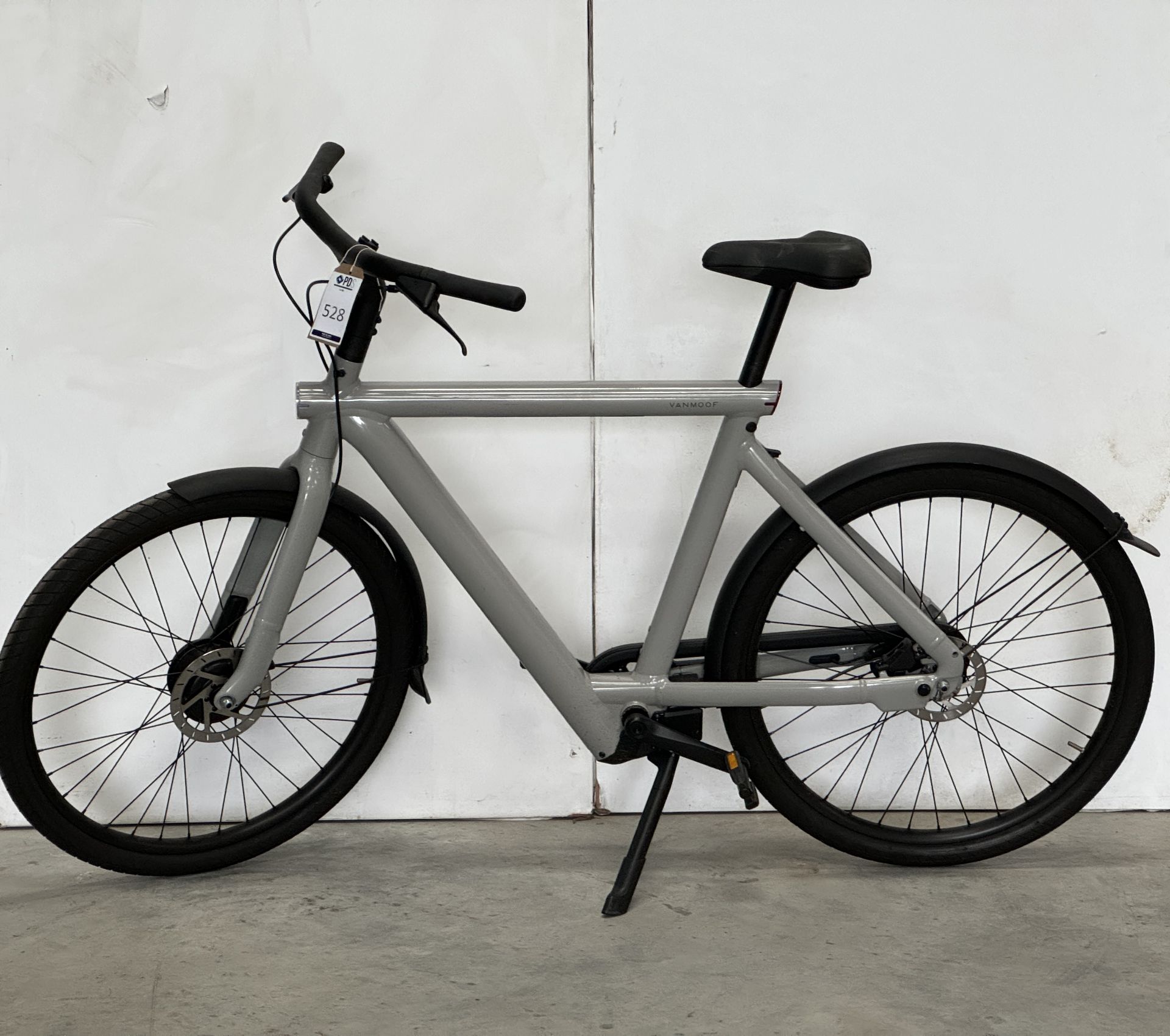 VanMoof S5 Electric Bike, Frame Number AST52G00948I, Serial Number AVTBJS00001OA (NOT ROADWORTHY -