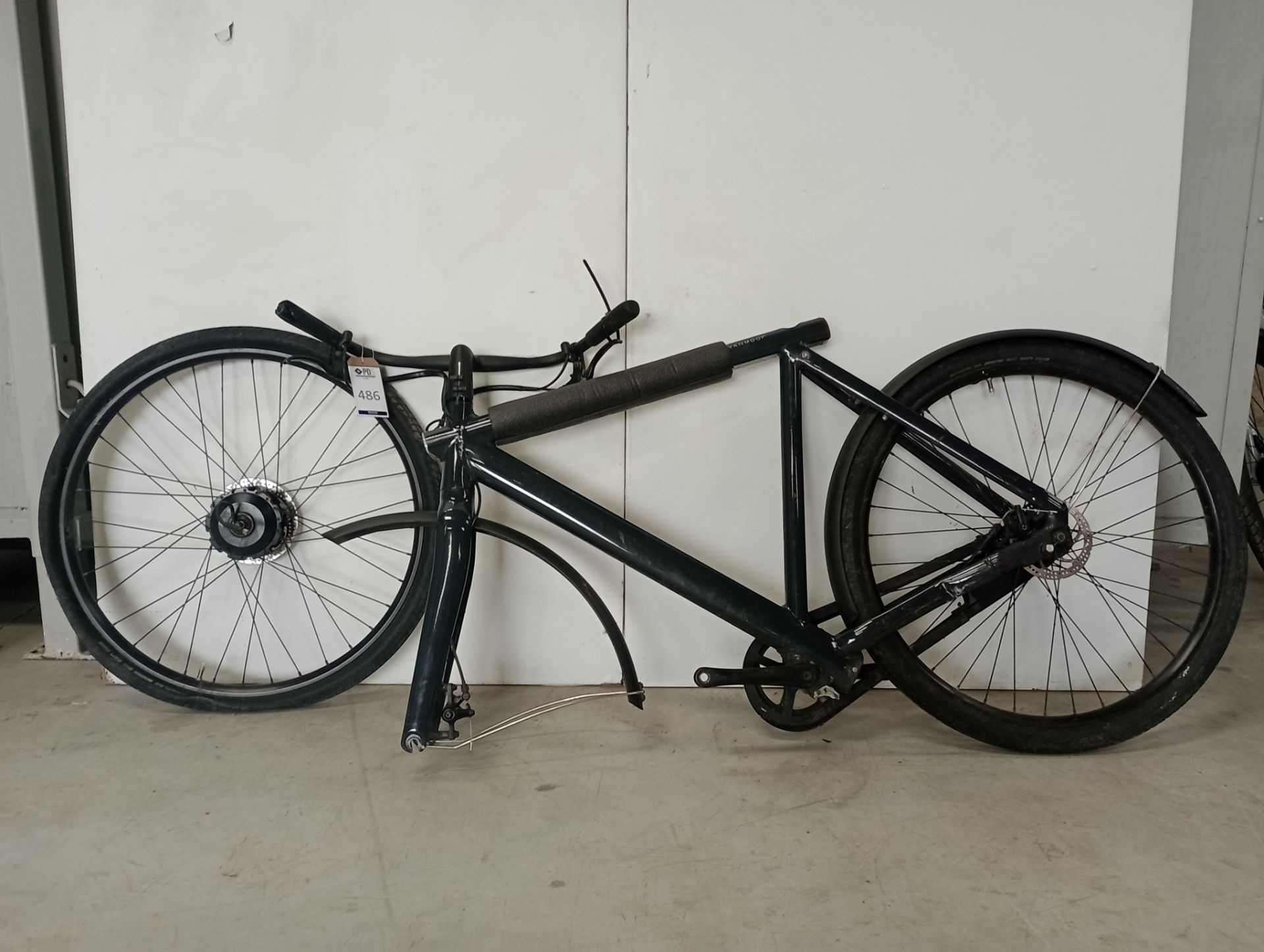 VanMoof S2 Electric Bike, Frame Number AST8802338 (NOT ROADWORTHY - FOR SPARES ONLY) (No codes