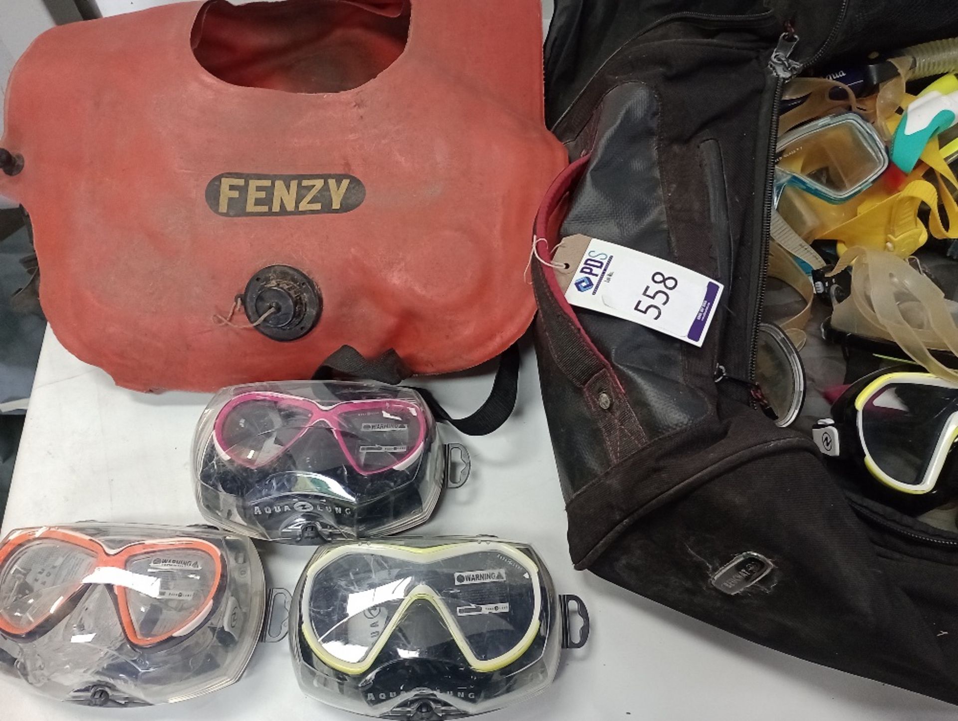 Various Snorkels & Masks, Aqua Lung Gloves and Fenzy Life Jackey (Location: Brentwood. Please - Image 2 of 4
