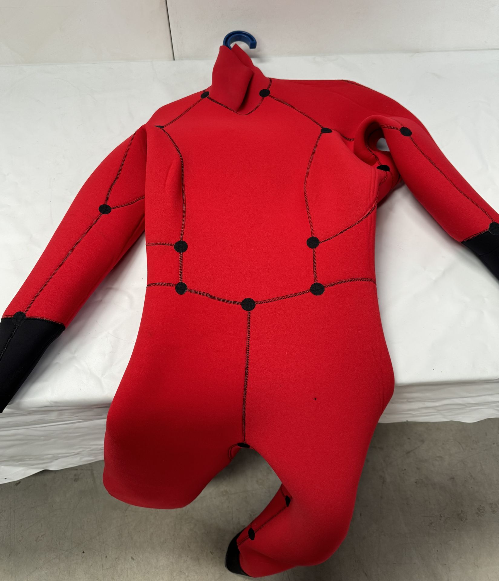 Seven Various Wetsuits (Location: Brentwood. Please Refer to General Notes) - Image 6 of 19