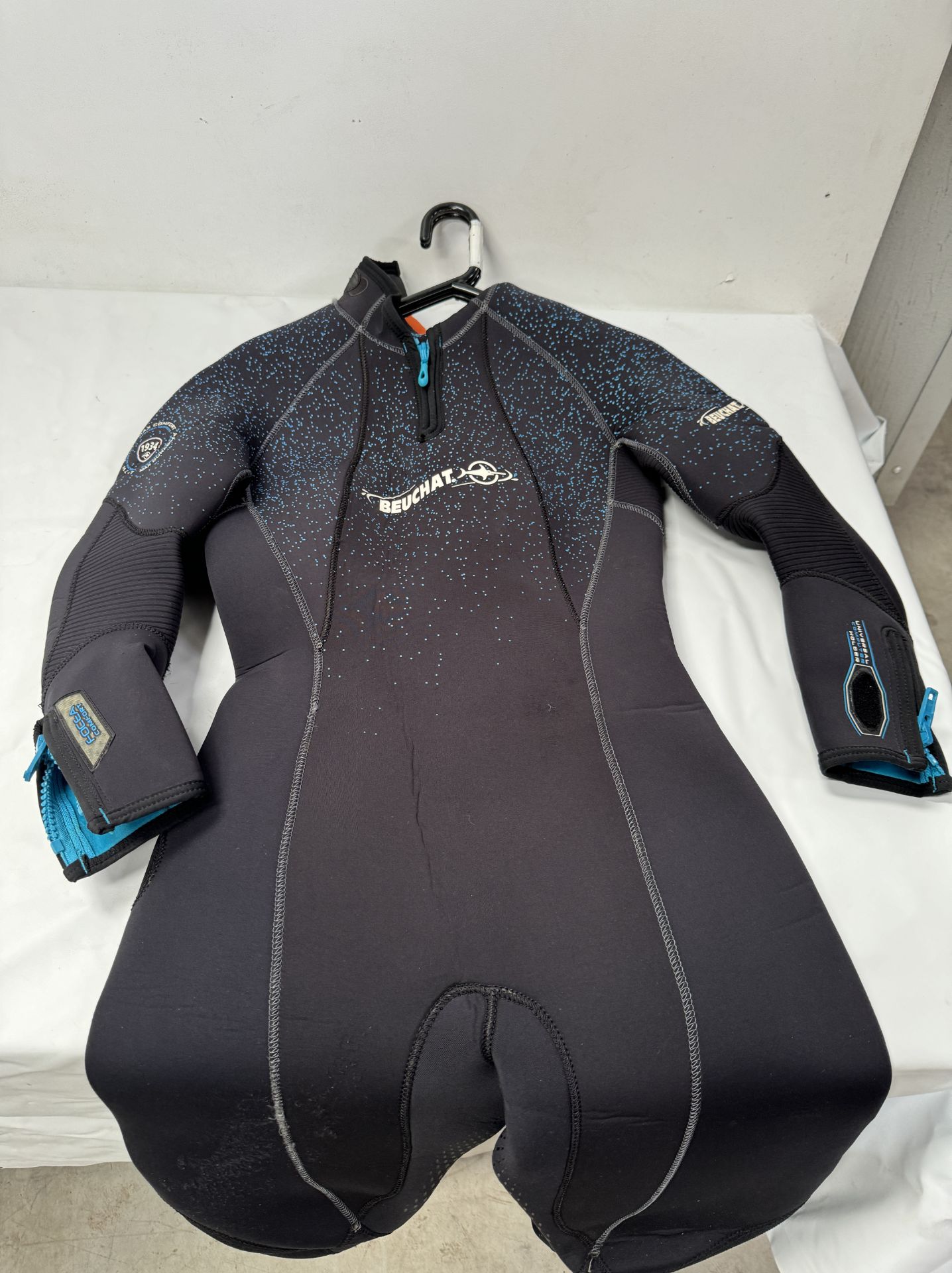 Four Various Wetsuits with Fourth Element Shorts & Hollis Thermal Top (Location: Brentwood. Please - Image 5 of 12