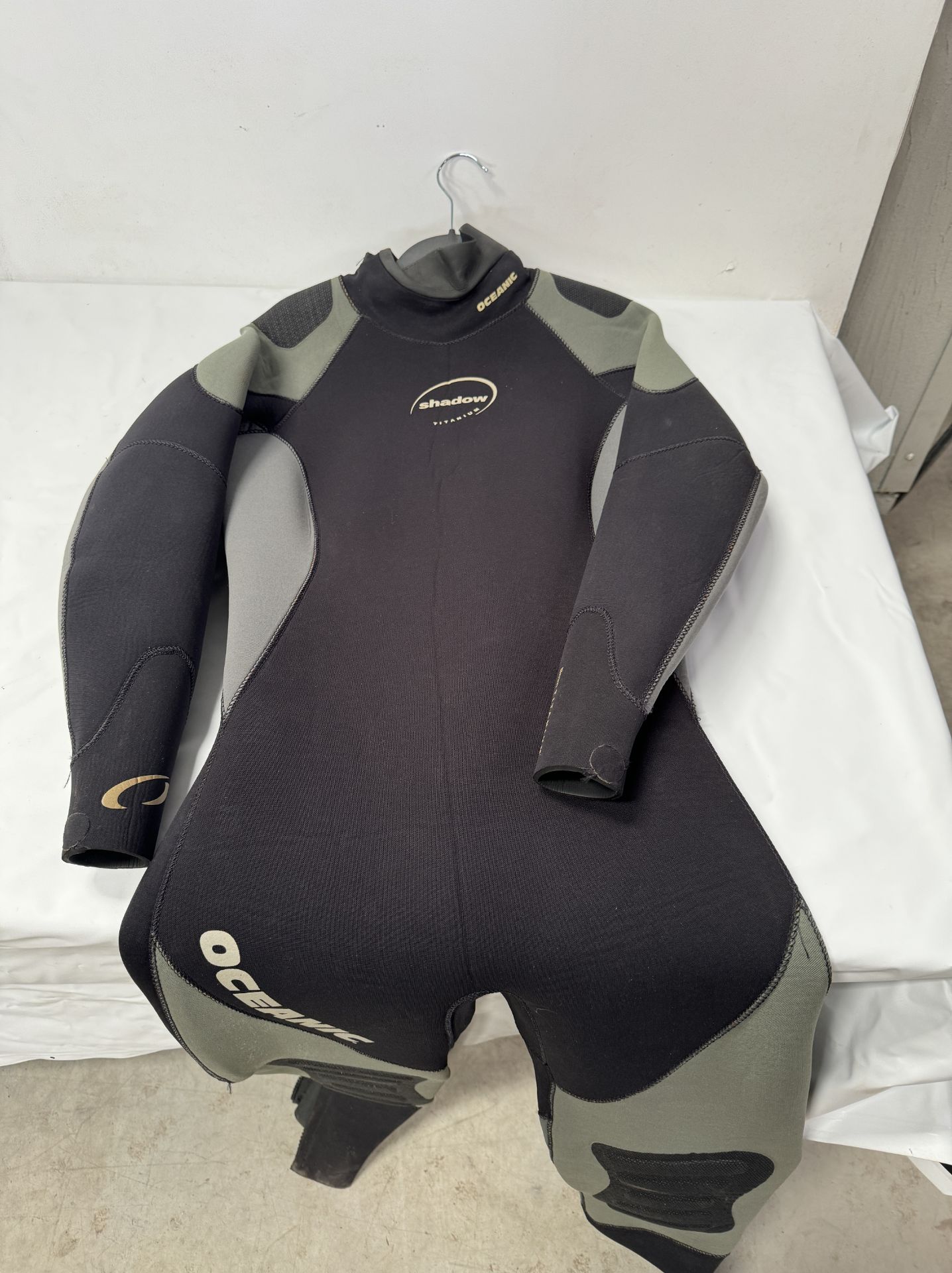 Five Various Wetsuits (Location: Brentwood. Please Refer to General Notes) - Image 6 of 12